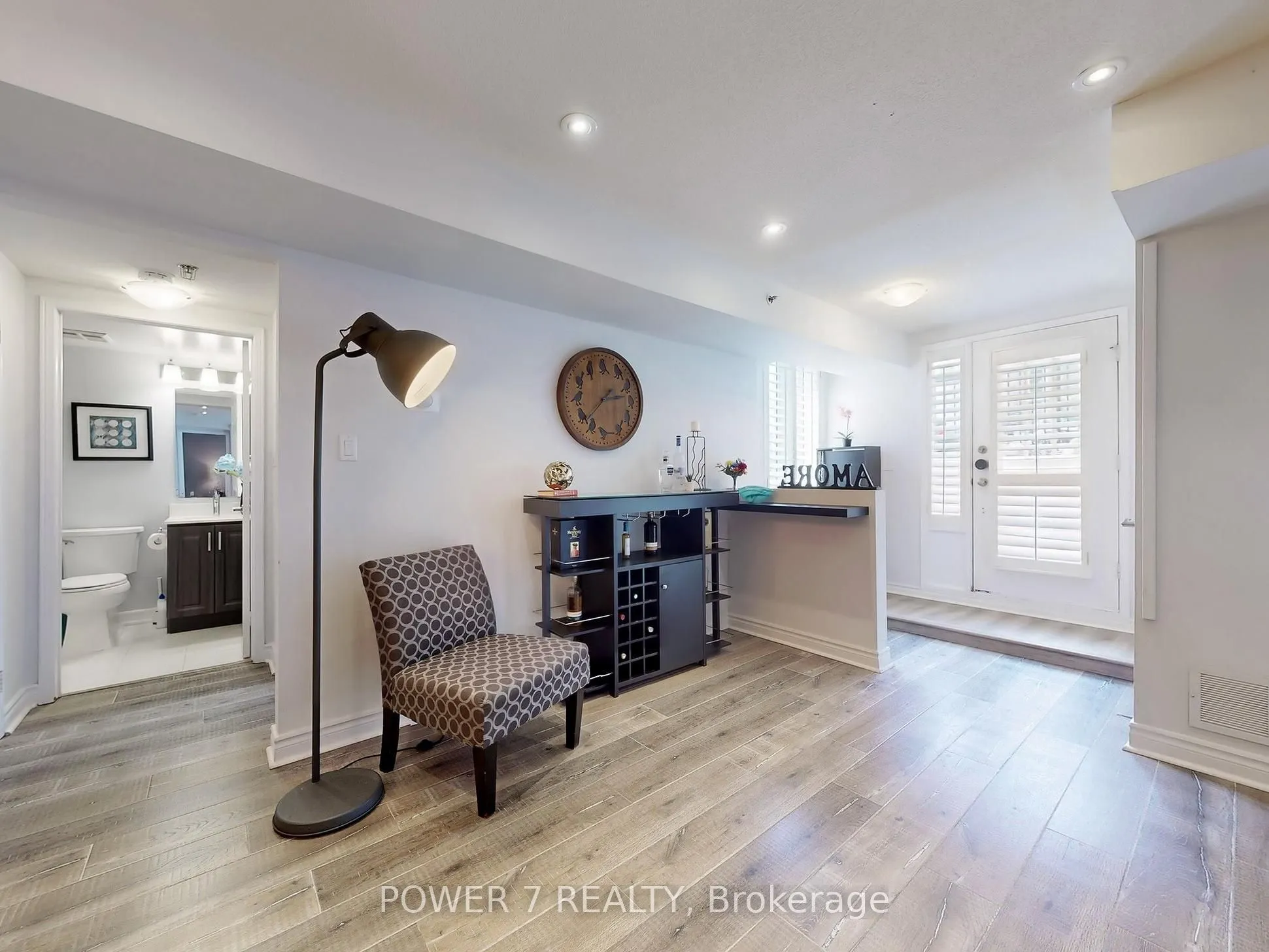 75 Weldrick Road E, #820