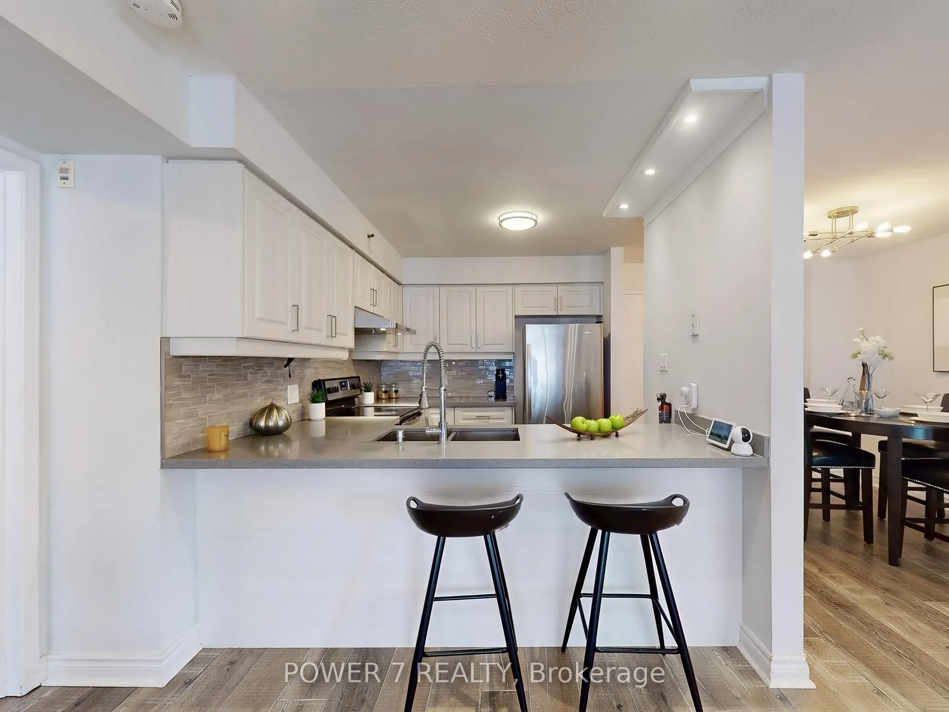 75 Weldrick Road E, #820