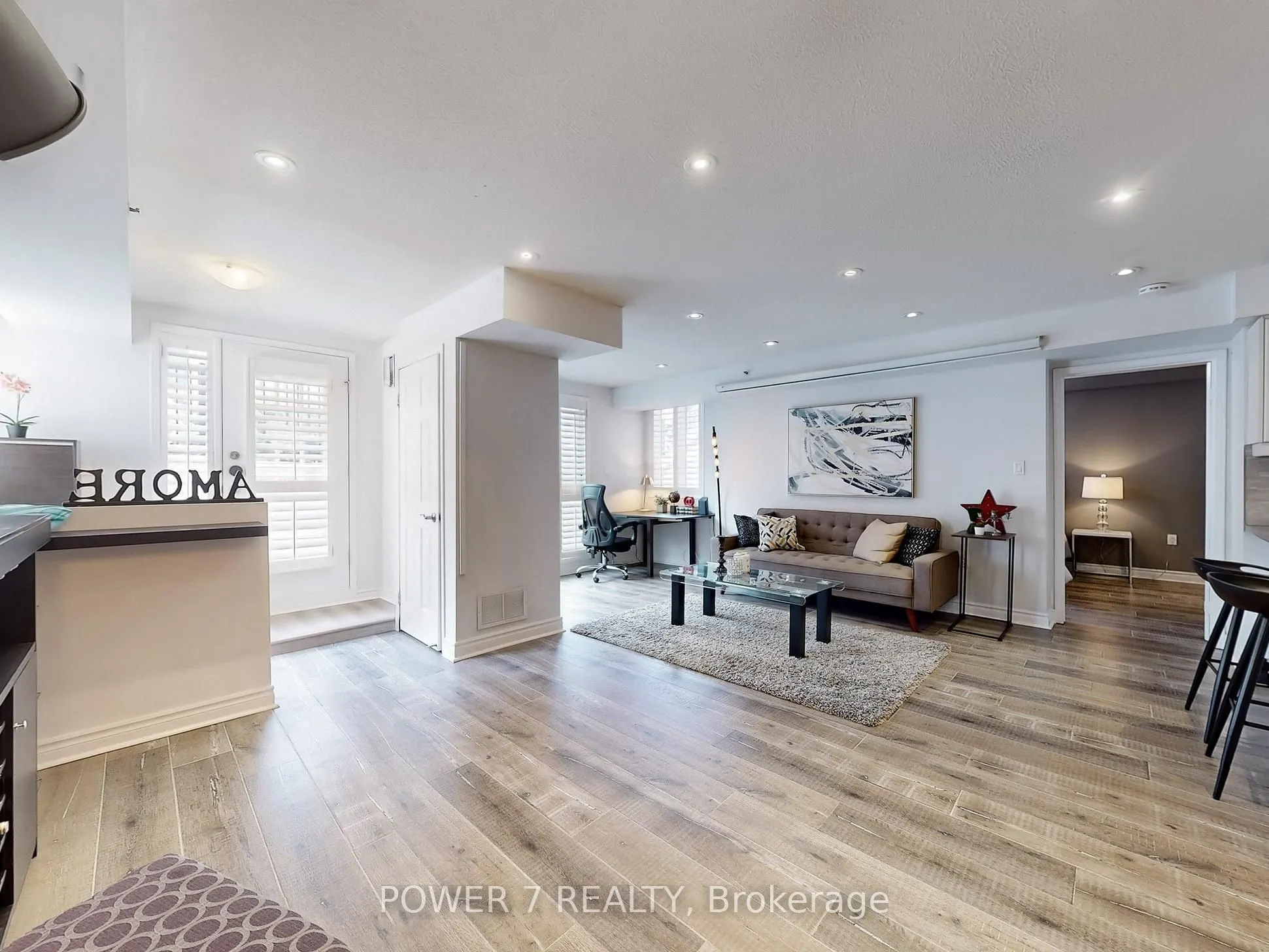 75 Weldrick Road E, #820