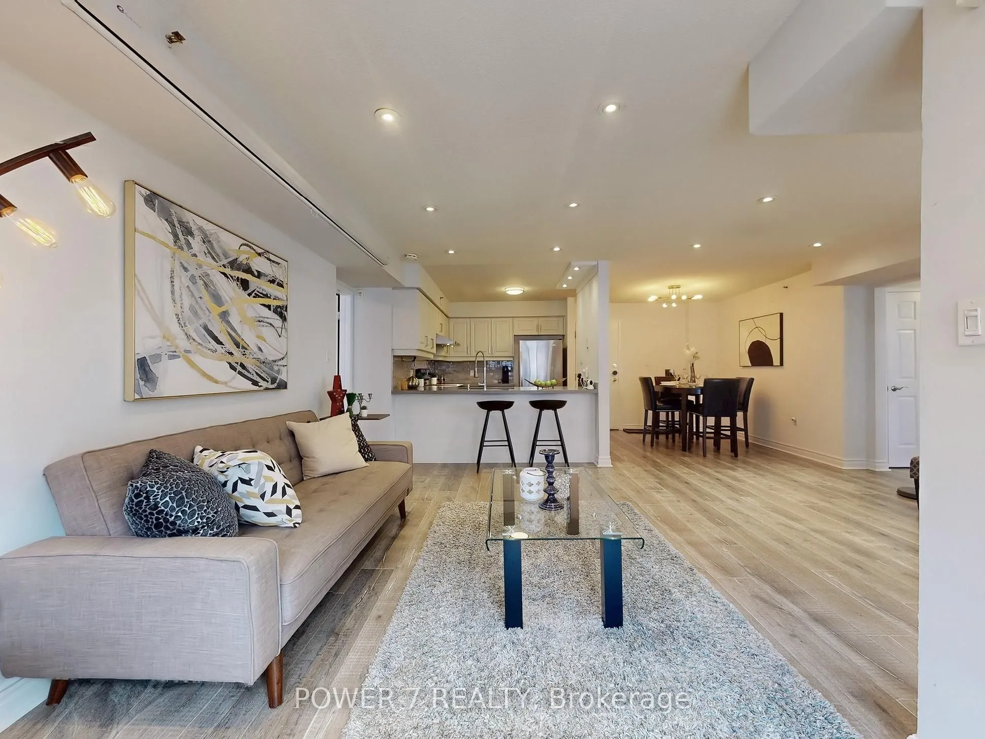 75 Weldrick Road E, #820