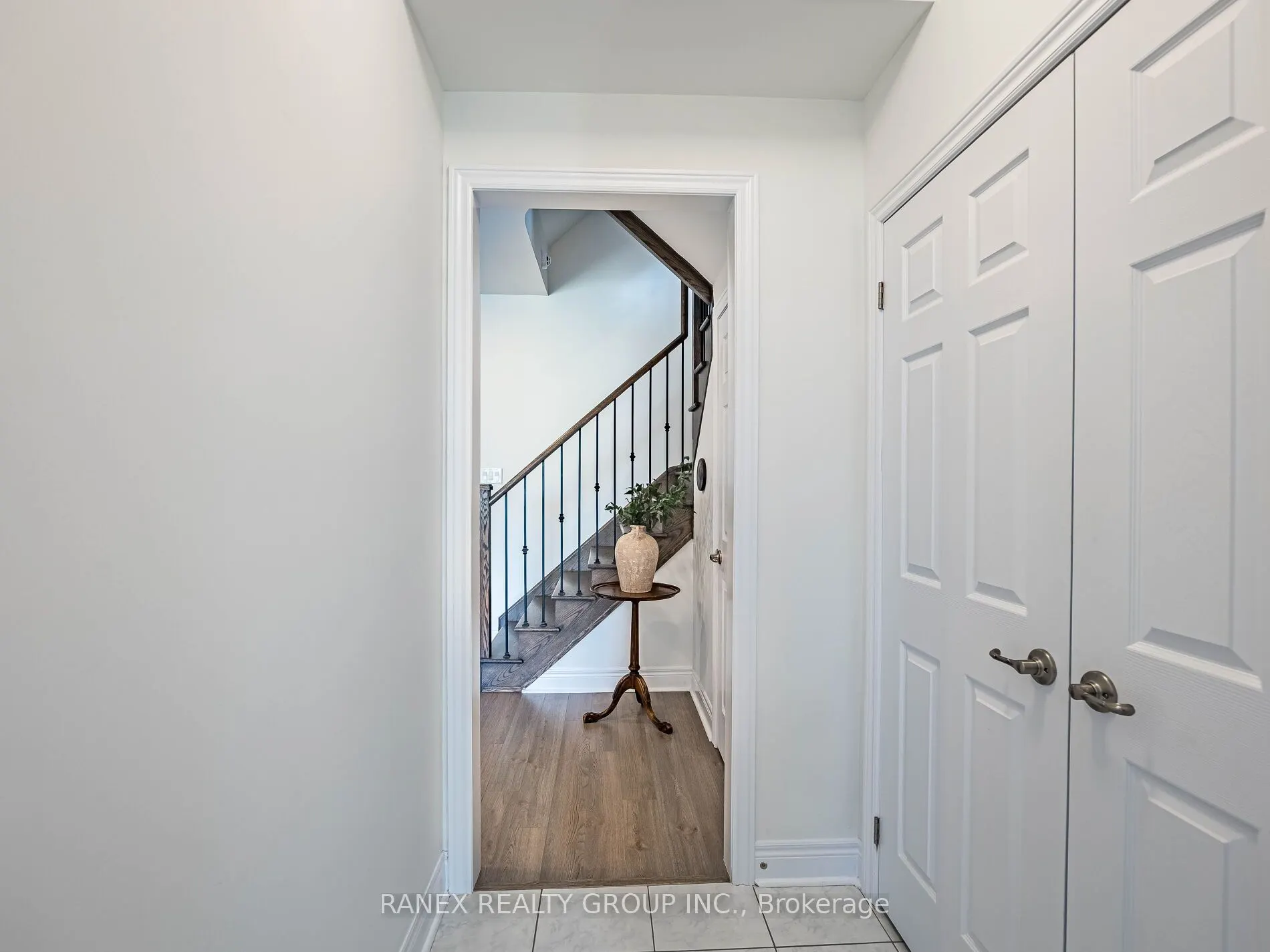 24 Heriot Place N