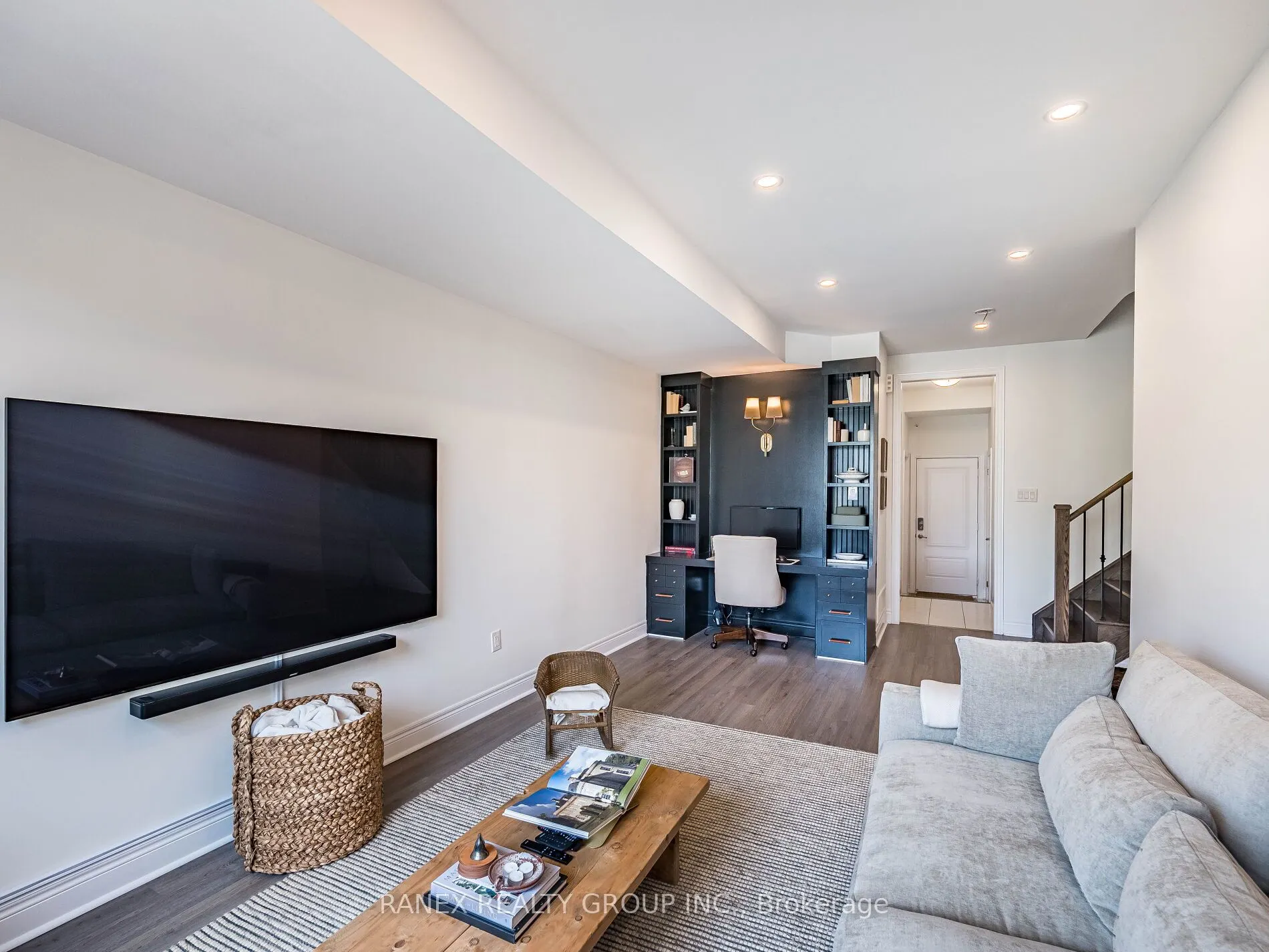 24 Heriot Place N
