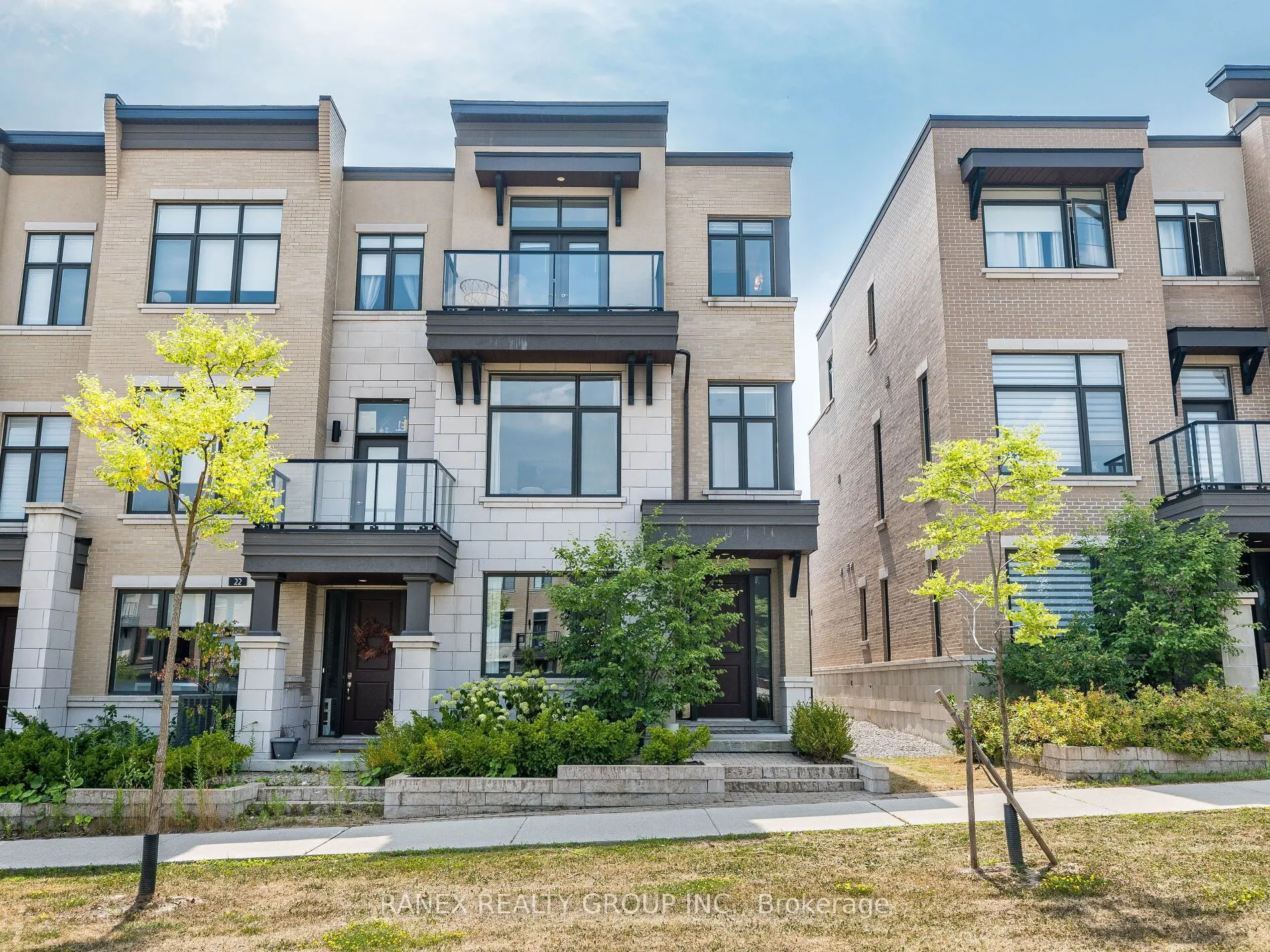 24 Heriot Place N