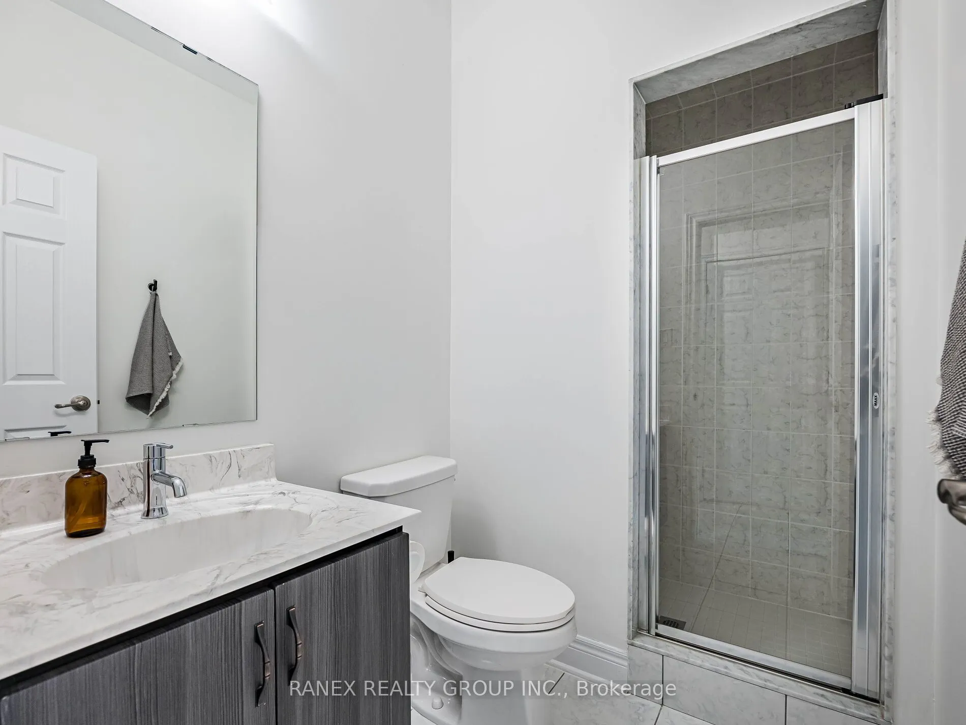 24 Heriot Place N