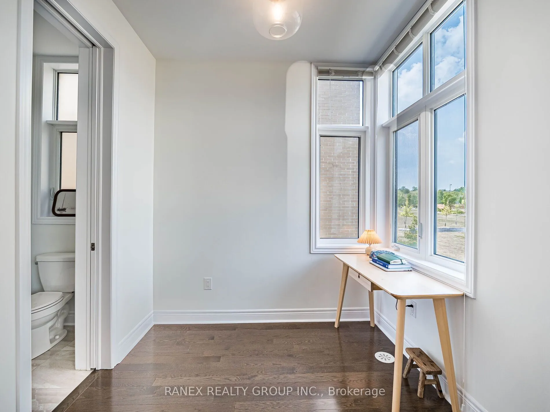 24 Heriot Place N