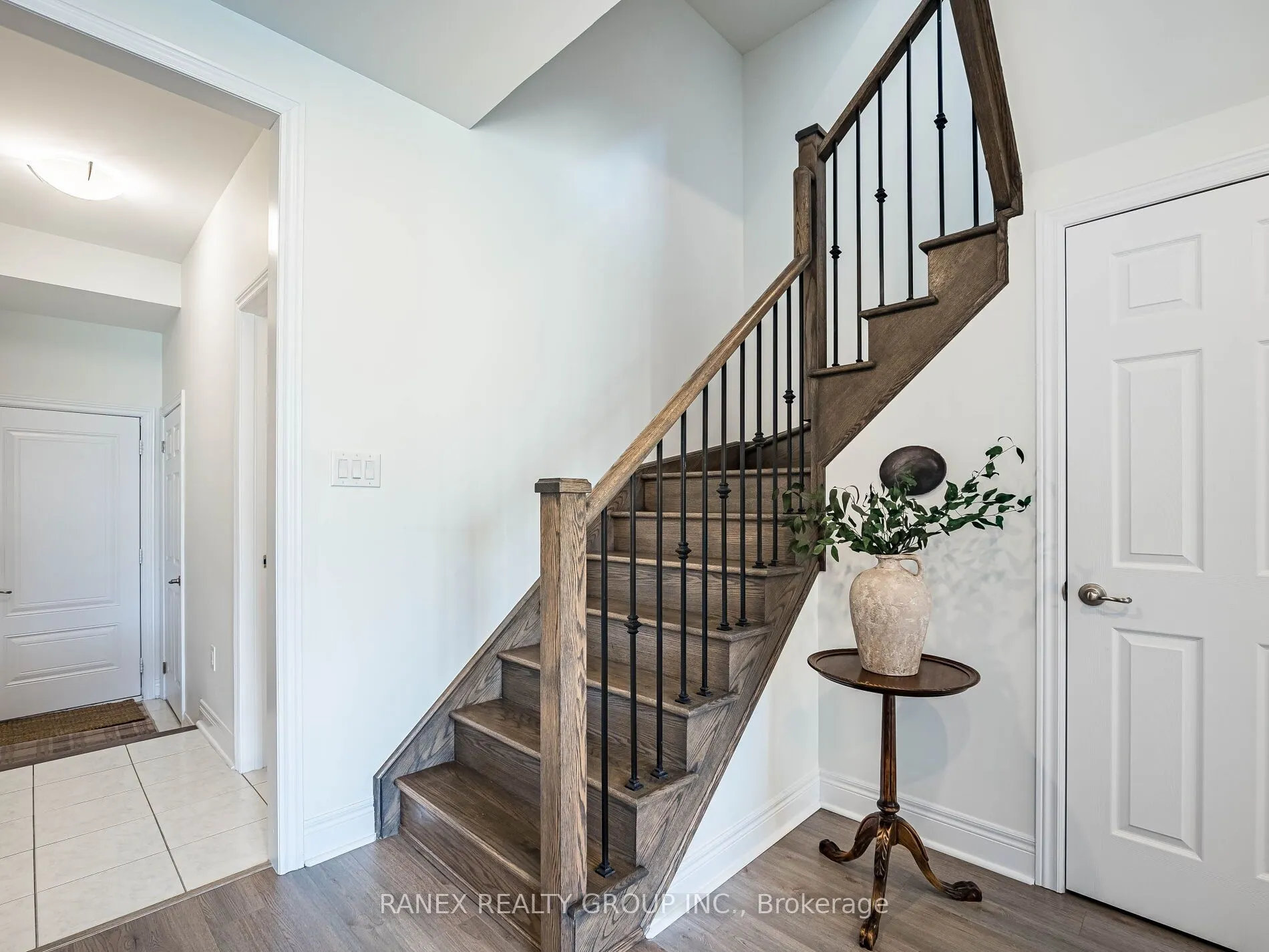 24 Heriot Place N