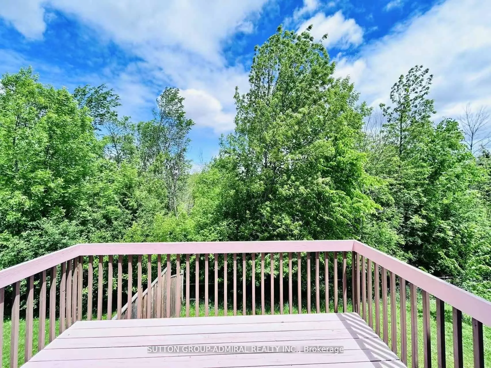 98 Holly Drive