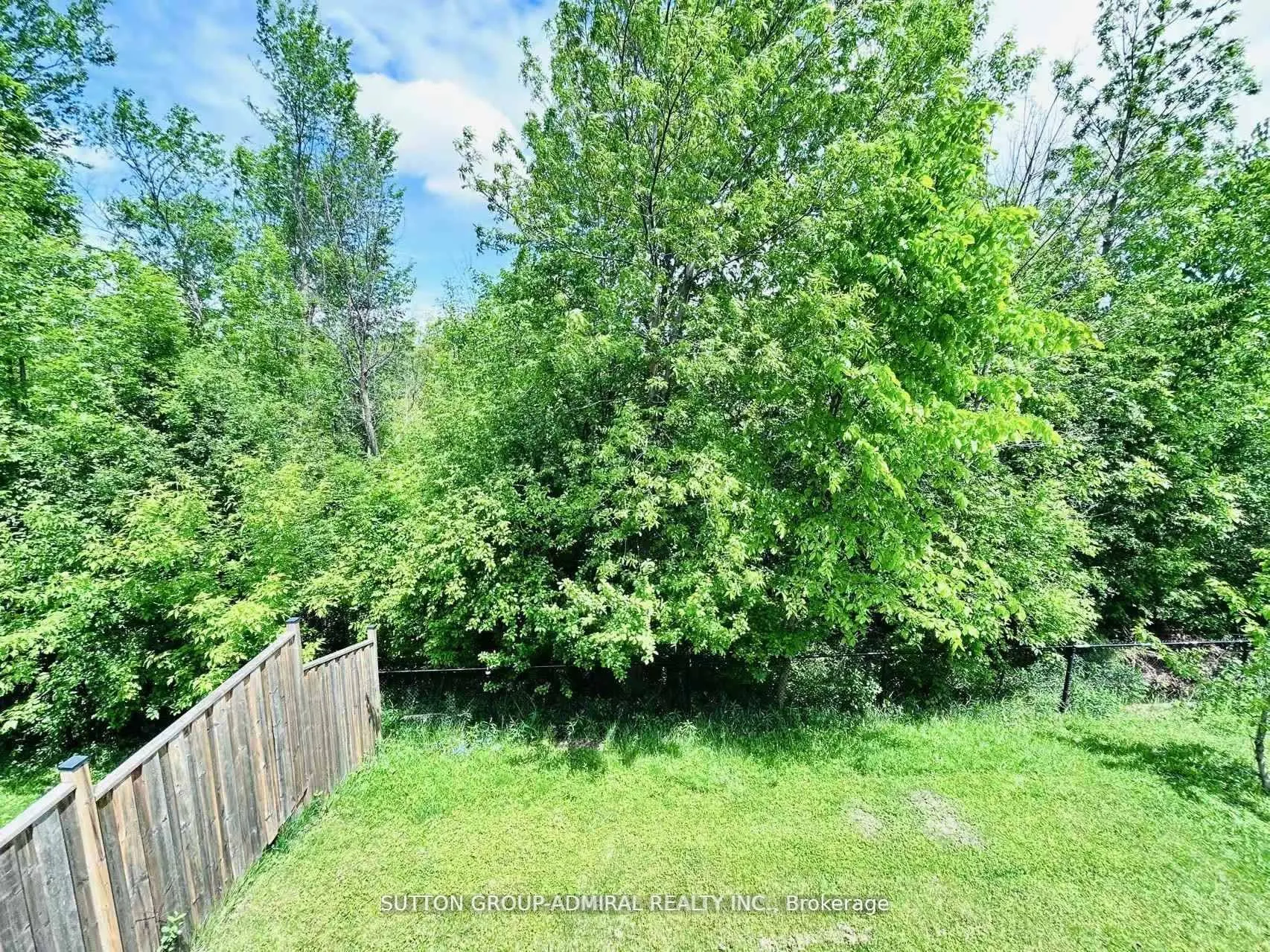 98 Holly Drive