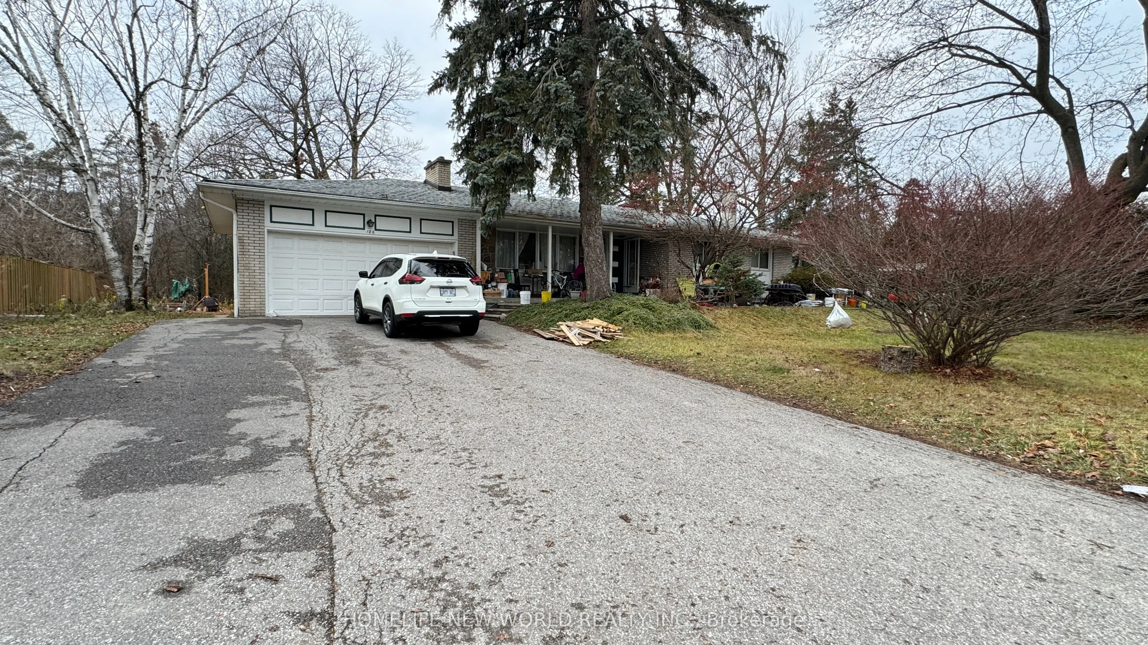 186 Henderson Avenue