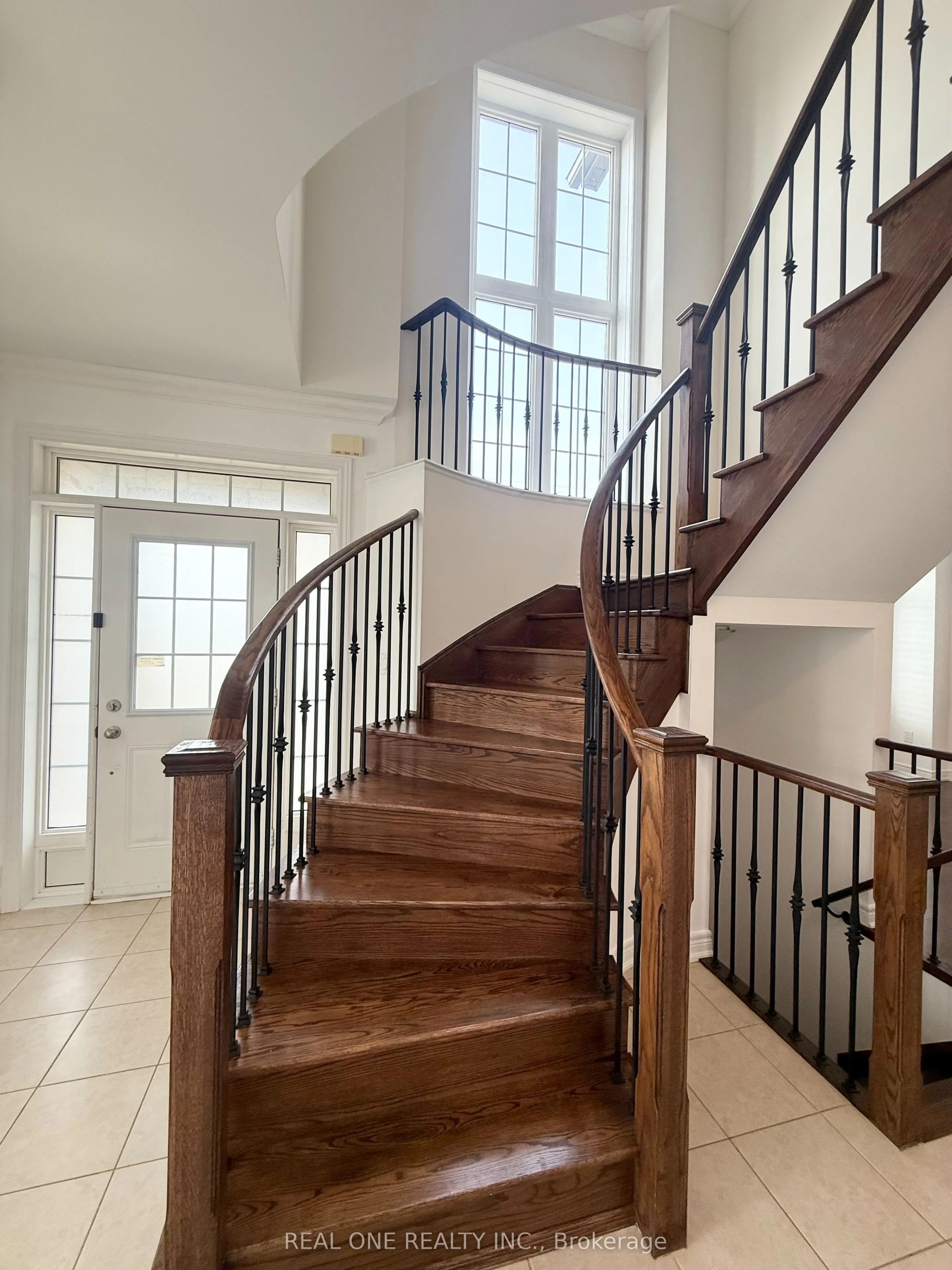 39 MOWDER Drive
