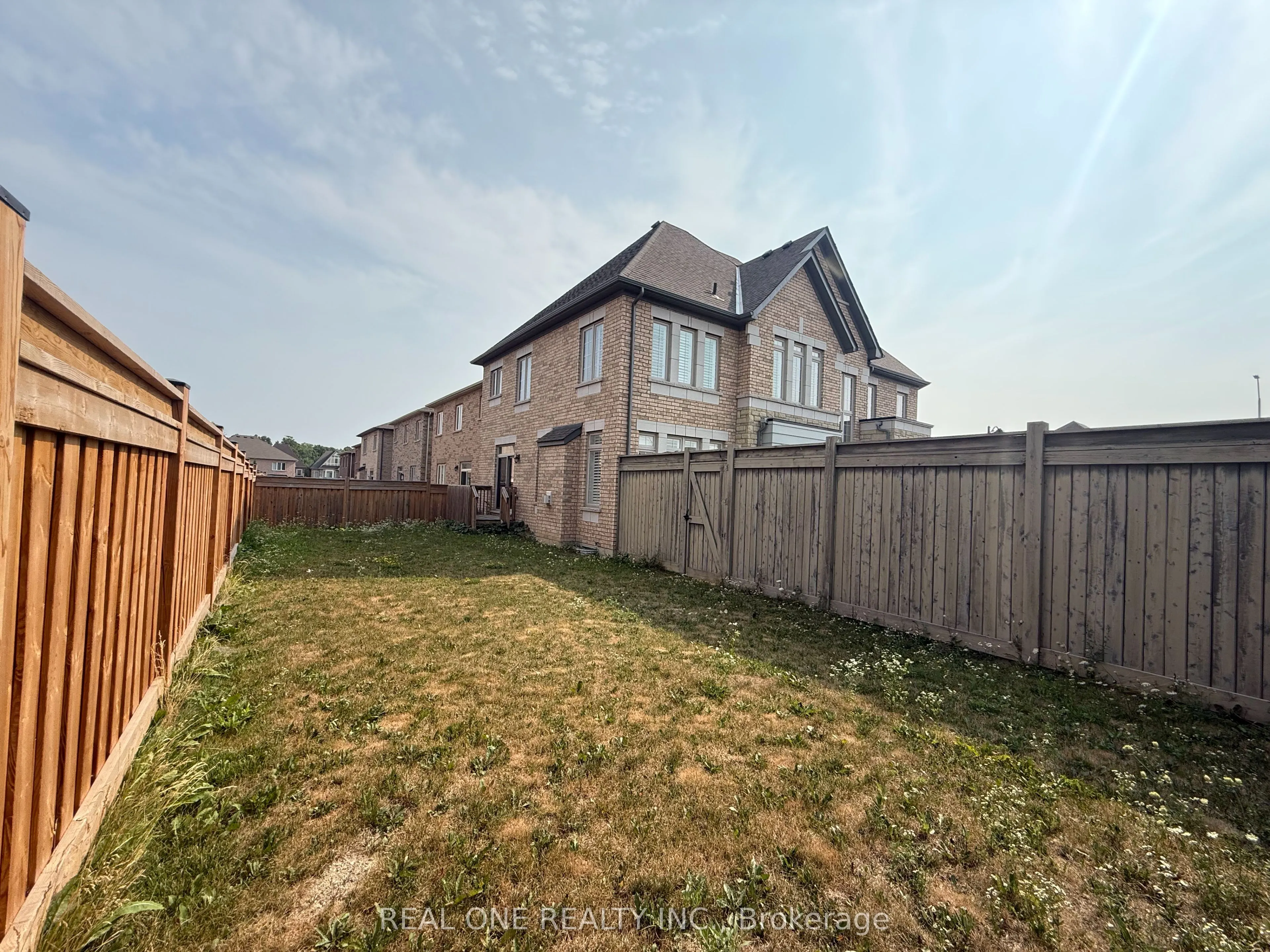 39 MOWDER Drive