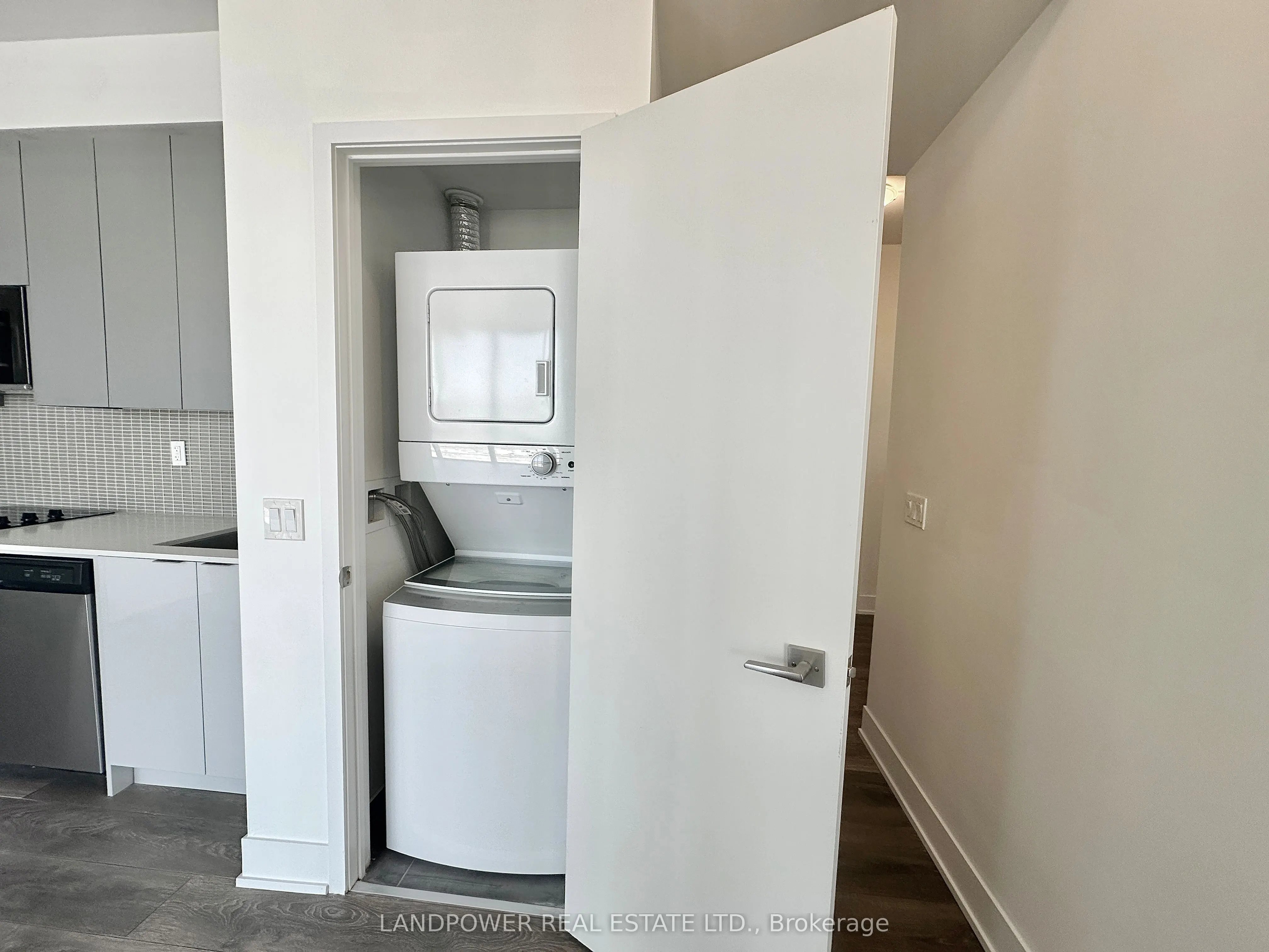 2908 Highway 7 Road, #3308