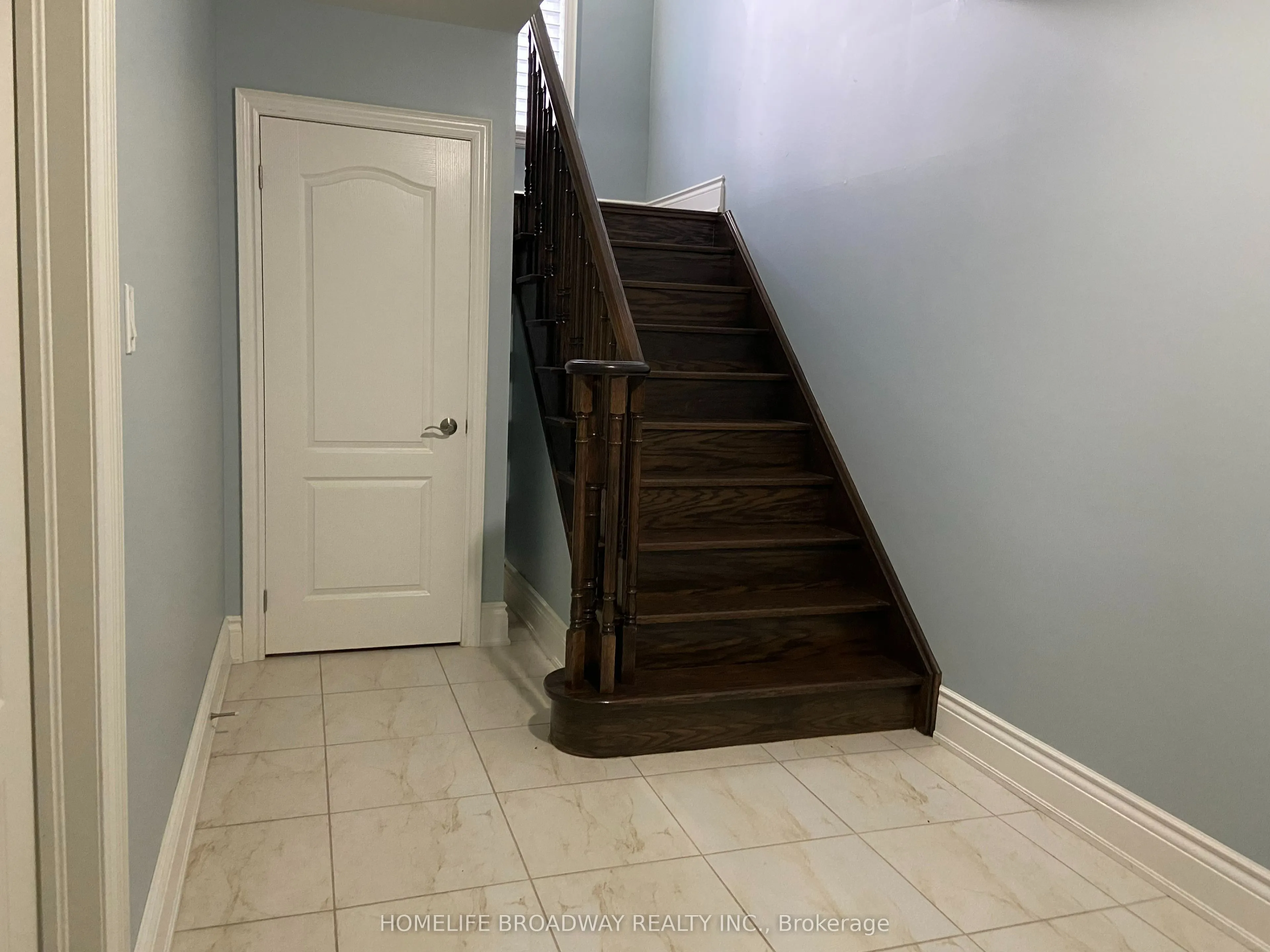 8 Wolford Court
