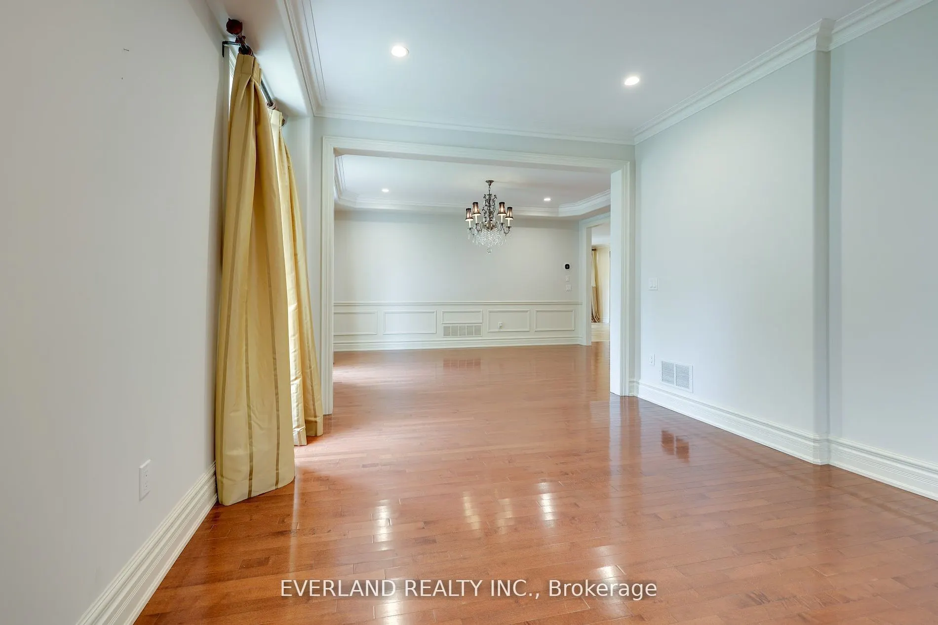 138 Lady Fenyrose Avenue