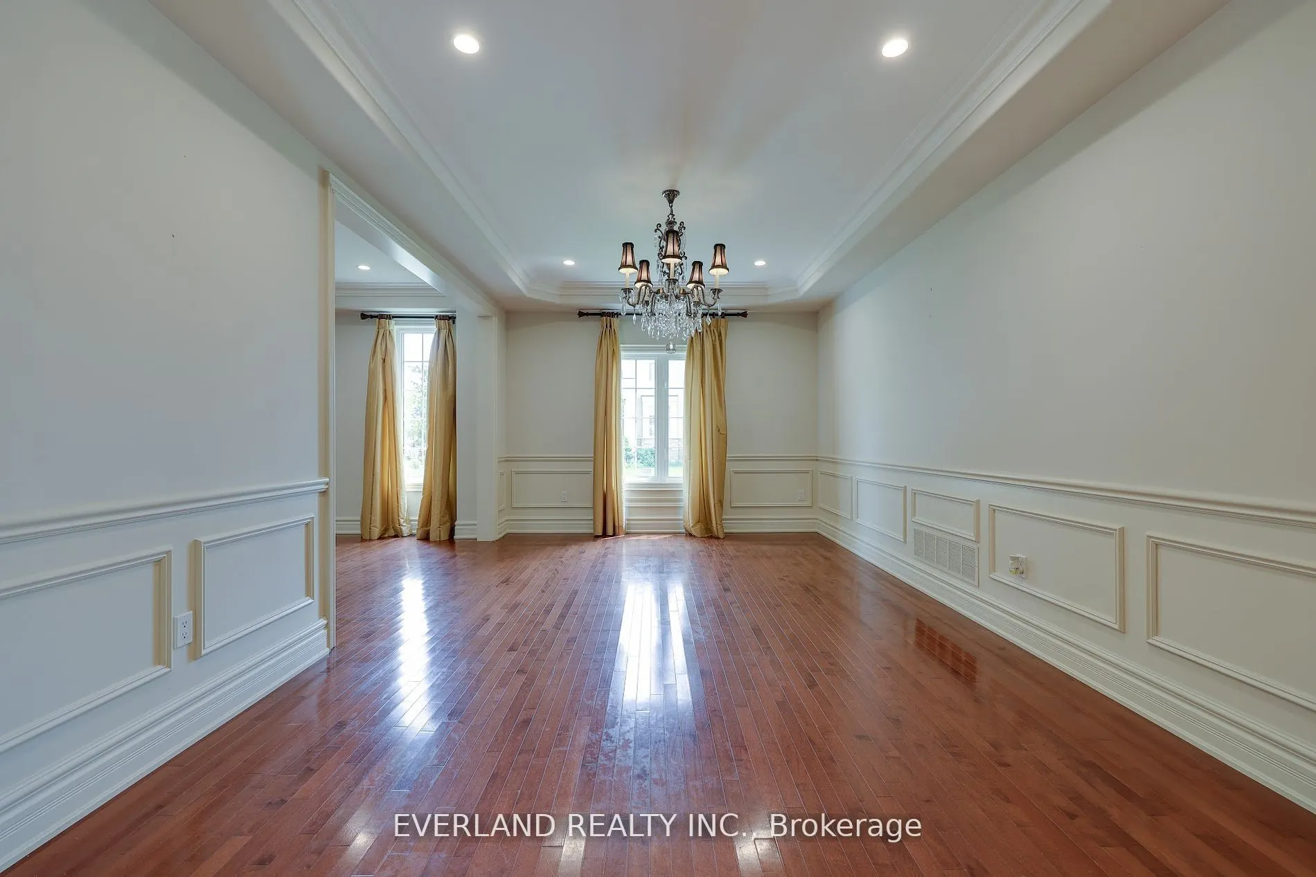 138 Lady Fenyrose Avenue