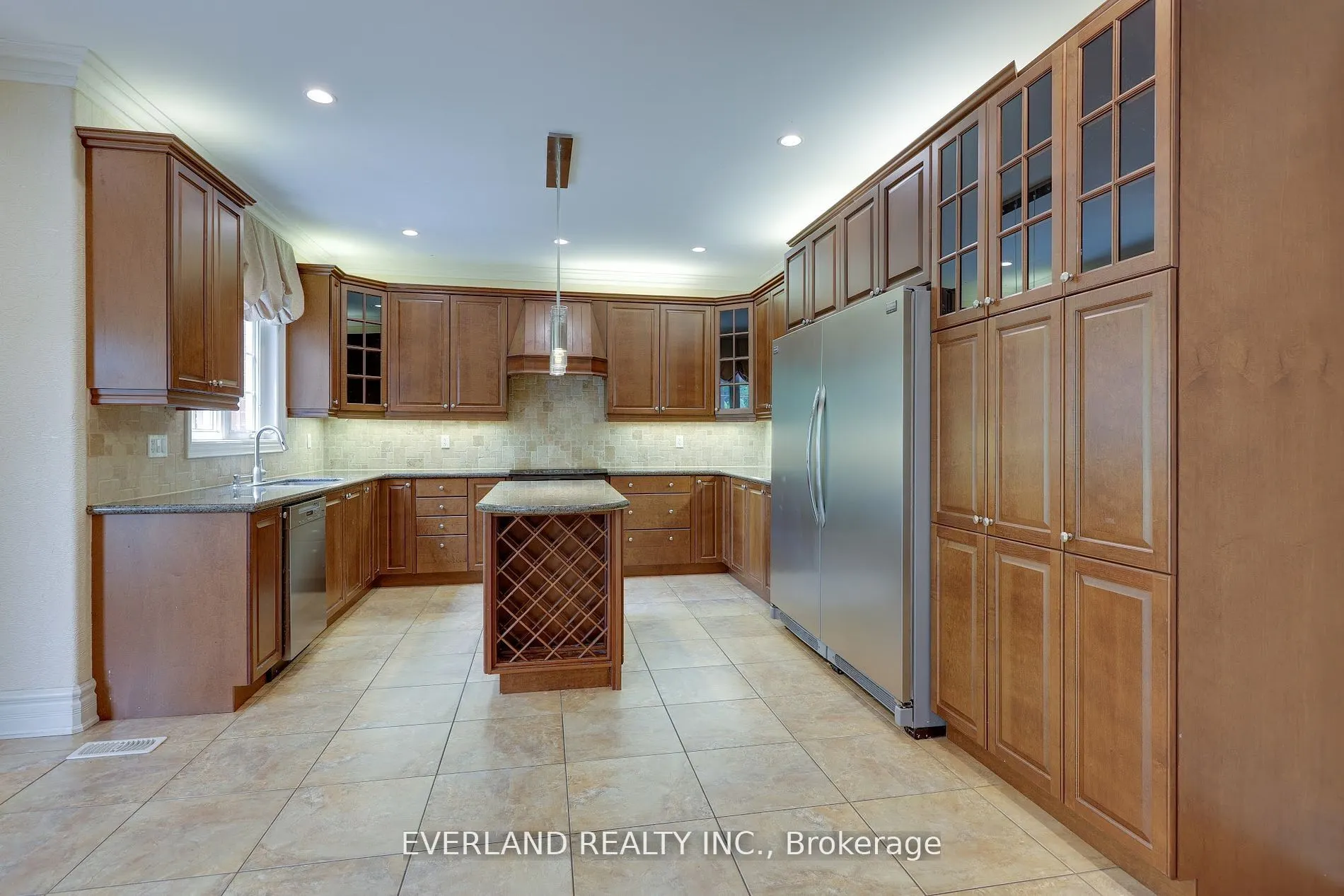 138 Lady Fenyrose Avenue