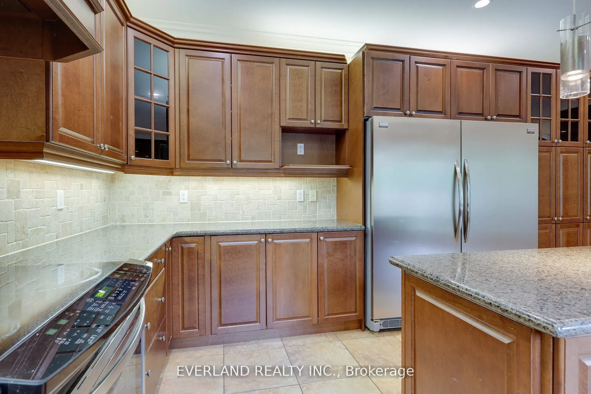 138 Lady Fenyrose Avenue