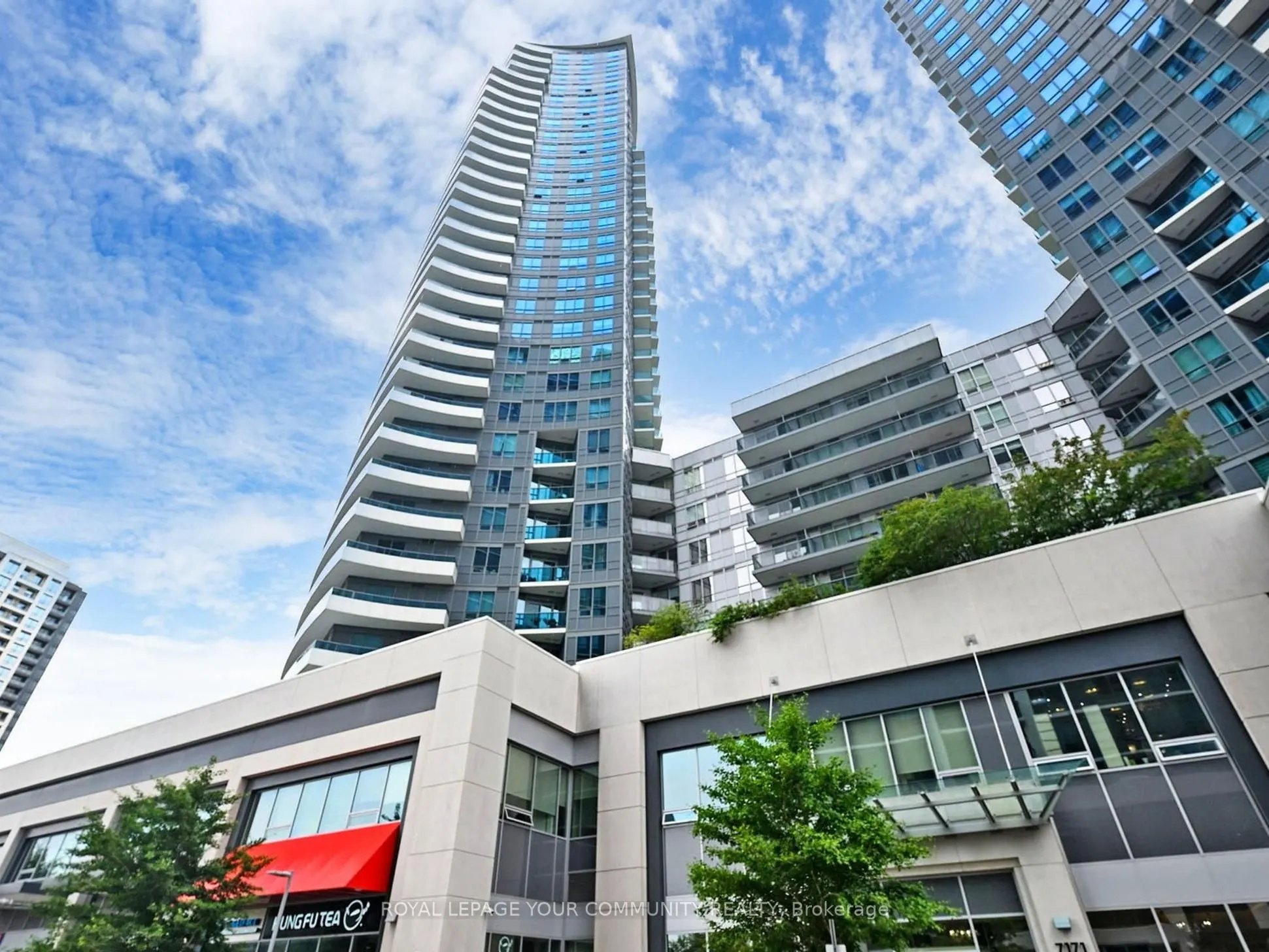 7161 Yonge Street, #522