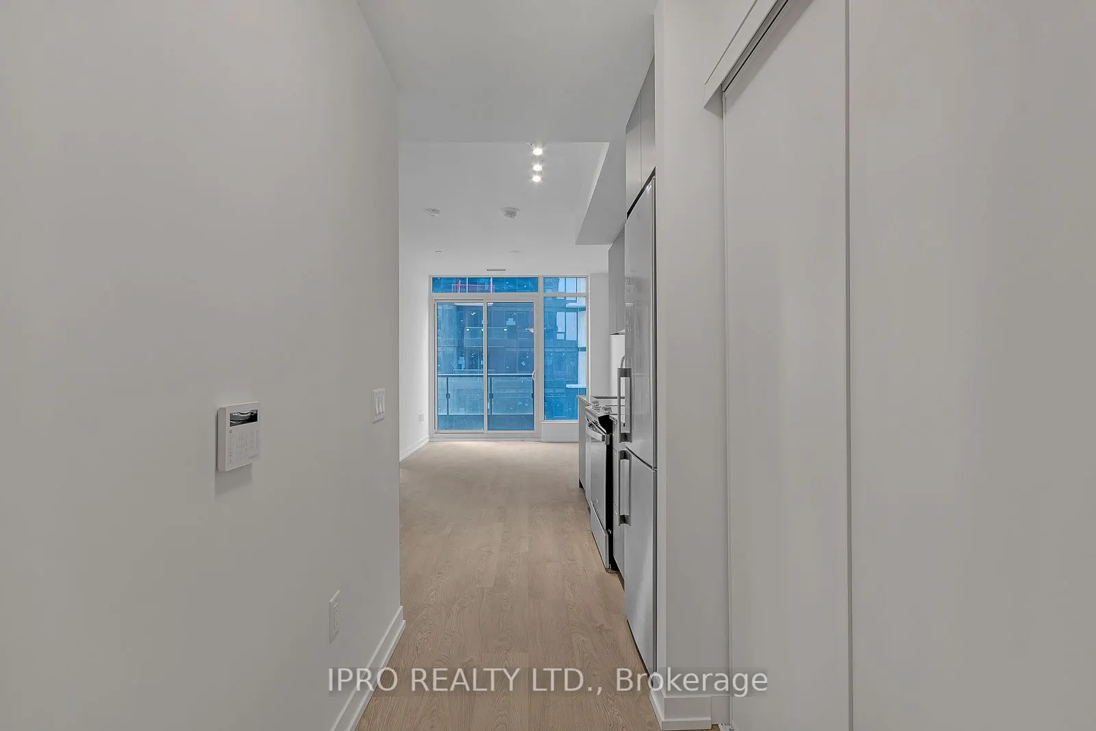 8868 Yonge Street, #801E