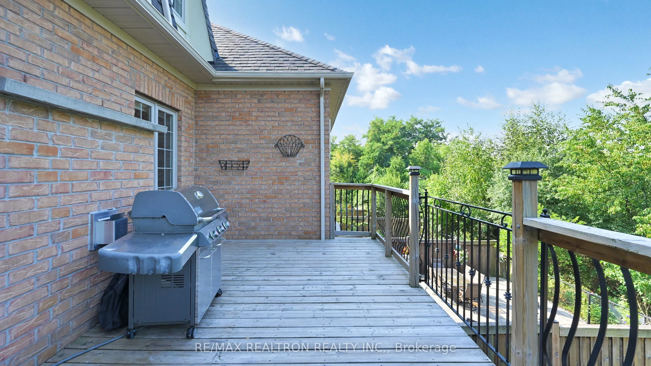 134 Lacewood Drive