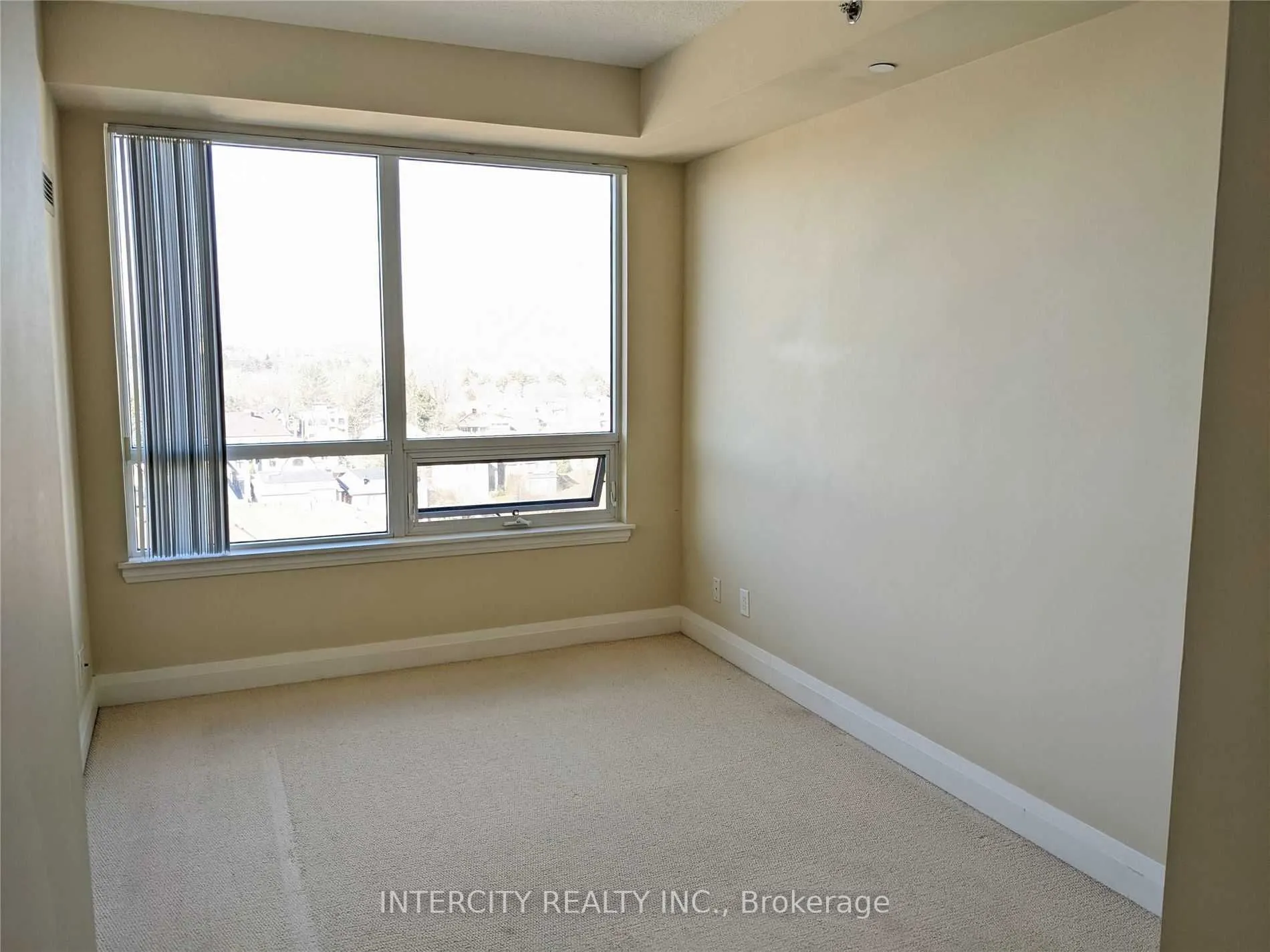 520 Steeles Avenue W, #1102