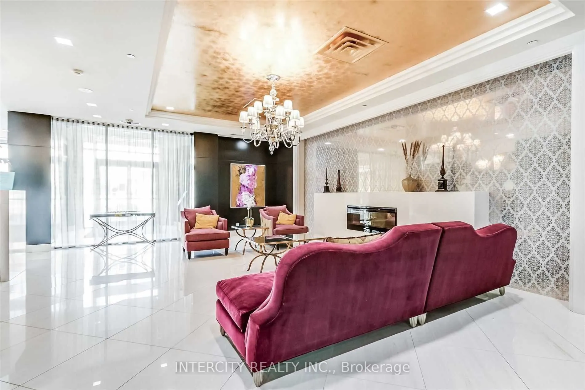 520 Steeles Avenue W, #1102