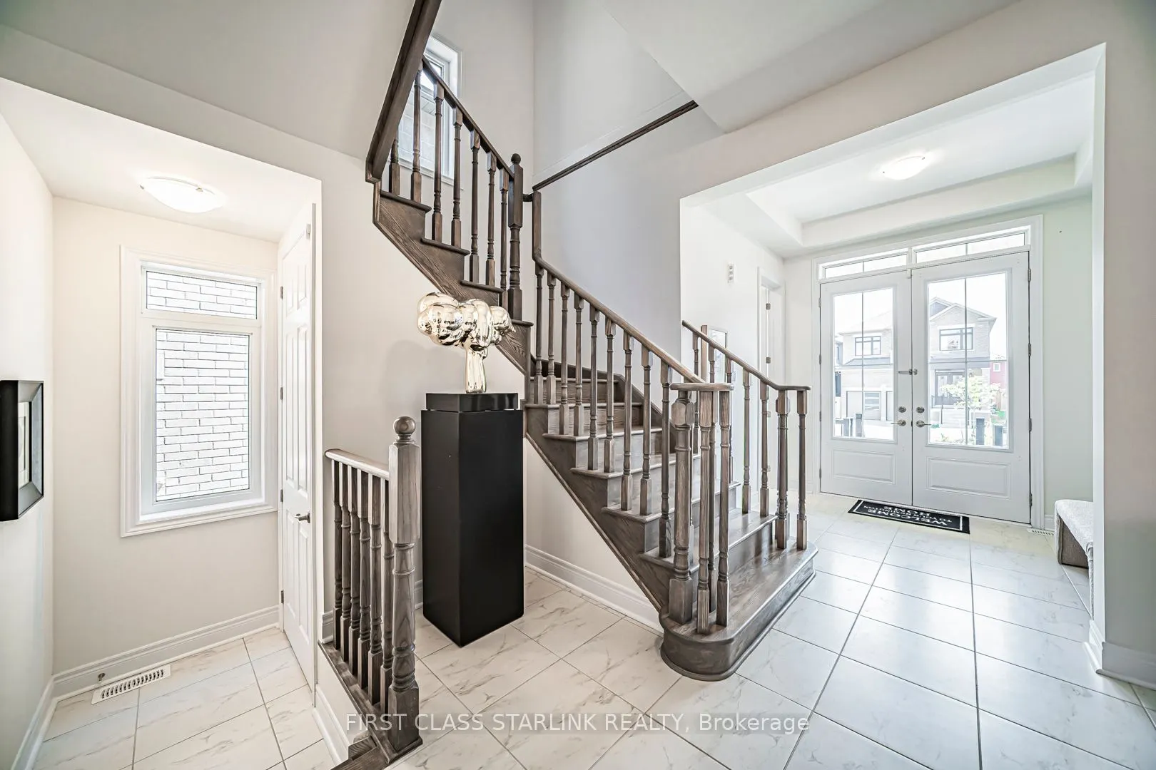 52 Jinnah Avenue