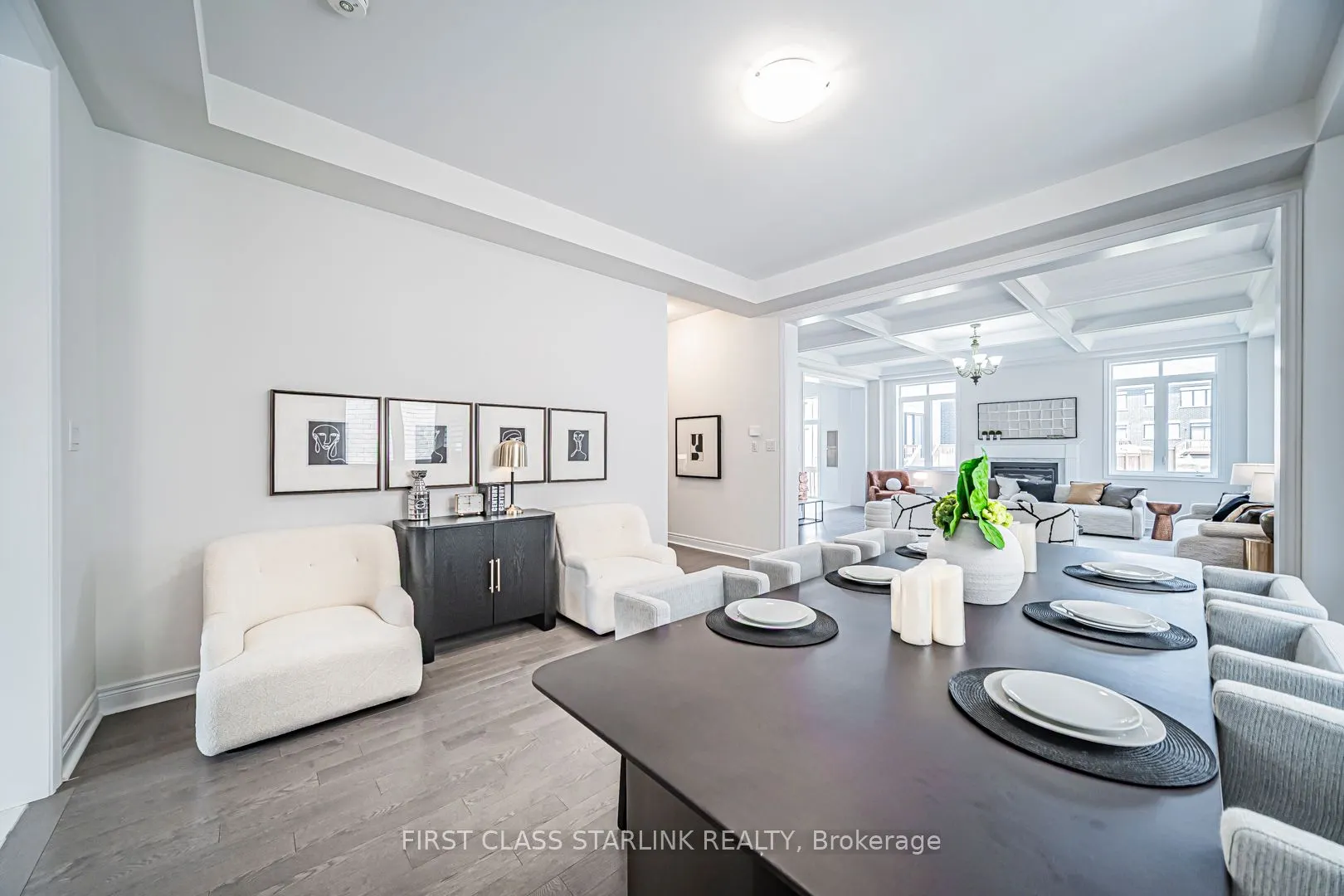 52 Jinnah Avenue
