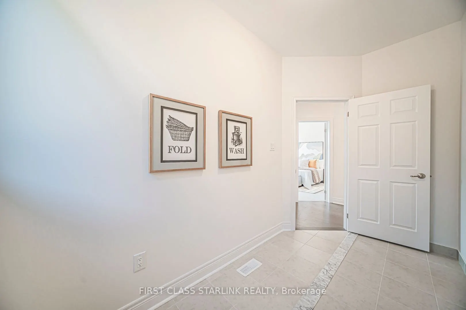 52 Jinnah Avenue