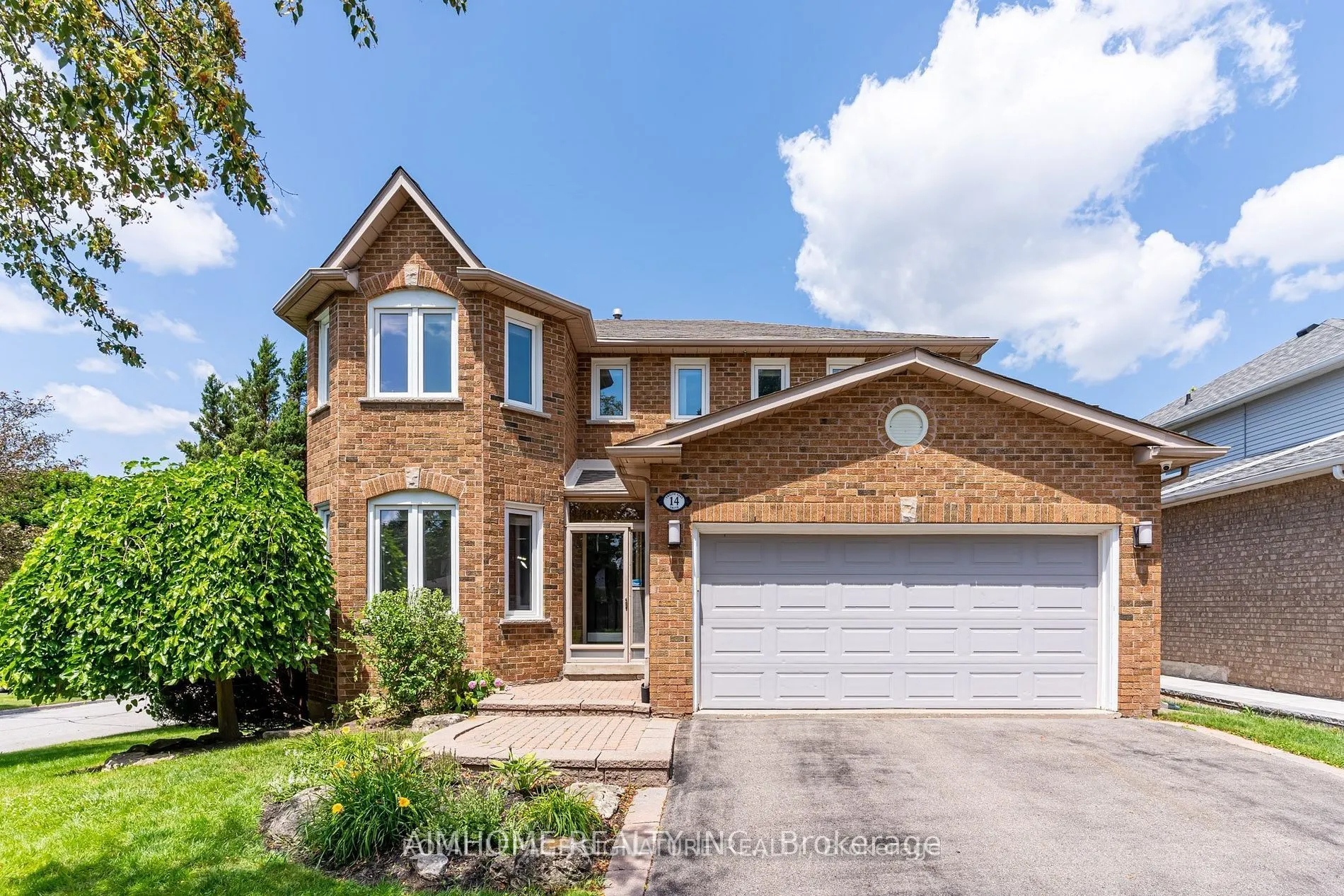 14 Twelve Oaks Drive