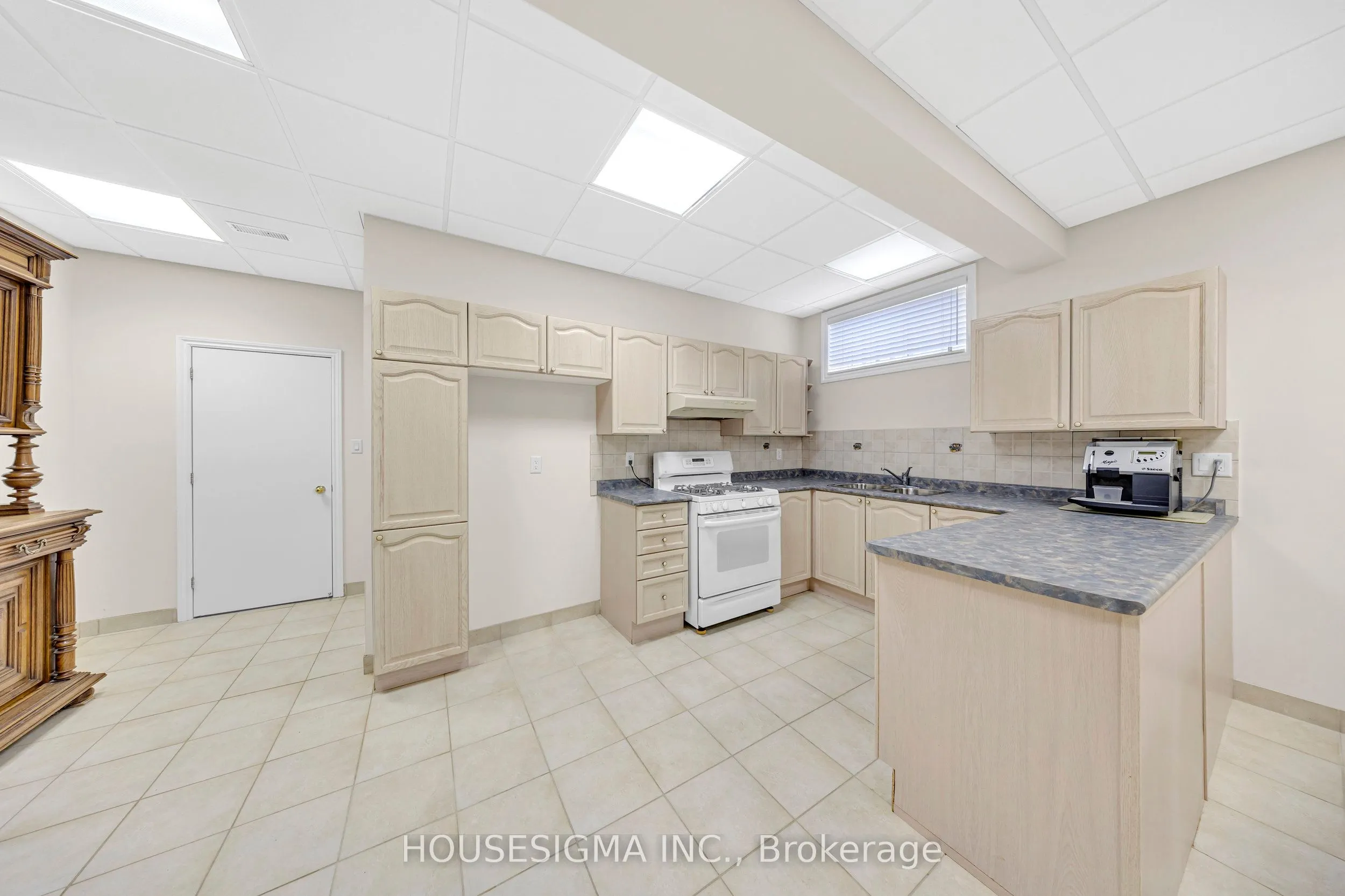38 Pairash Avenue