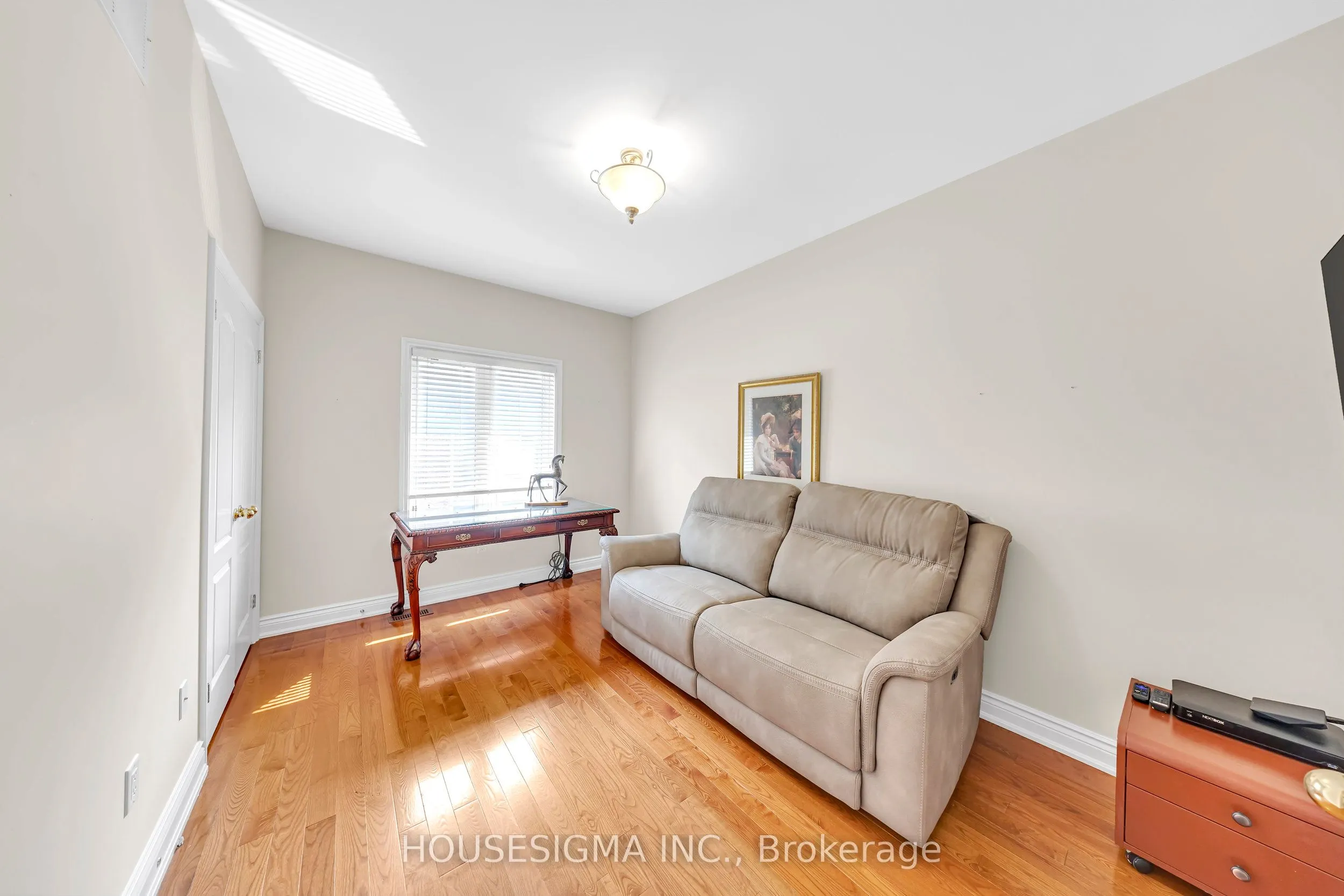 38 Pairash Avenue
