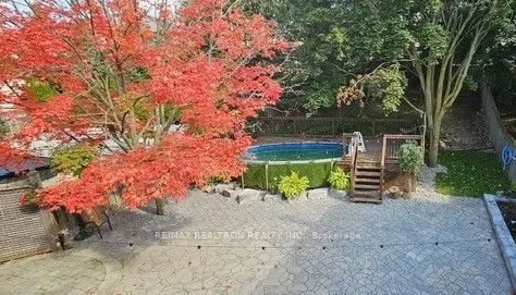 160 Carlyle Crescent