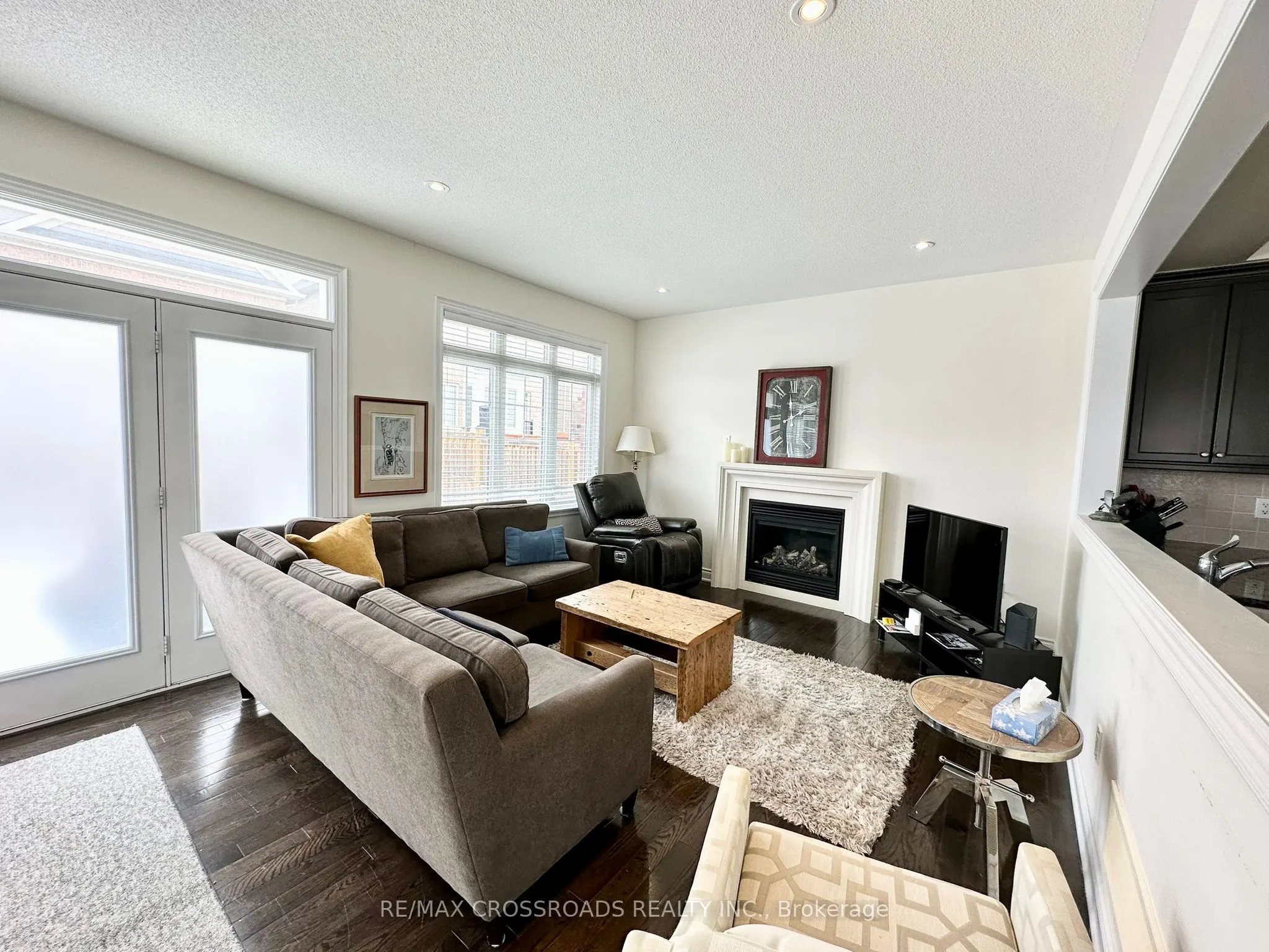 235 John Davis Gate