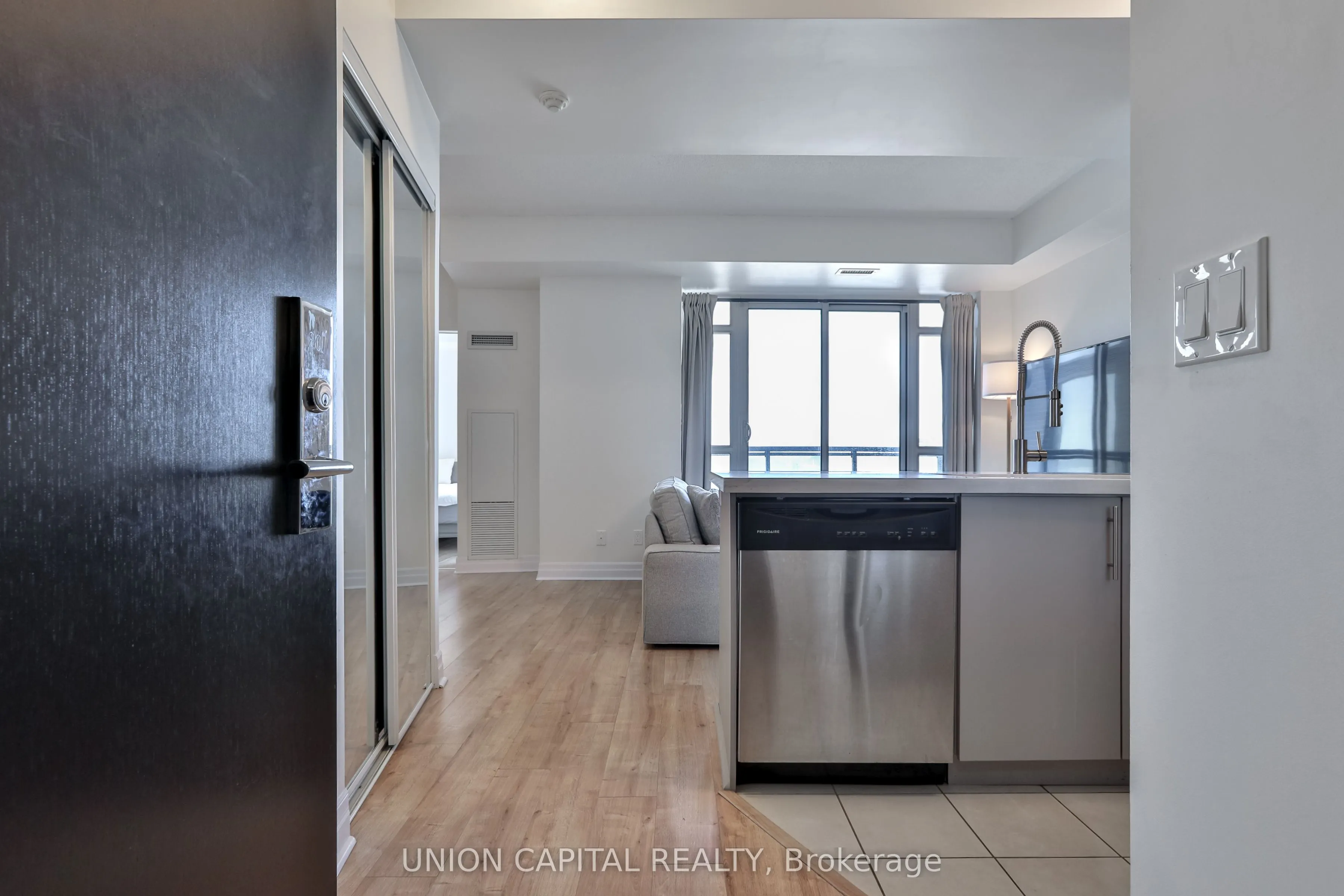 8110 Birchmount Street, #801