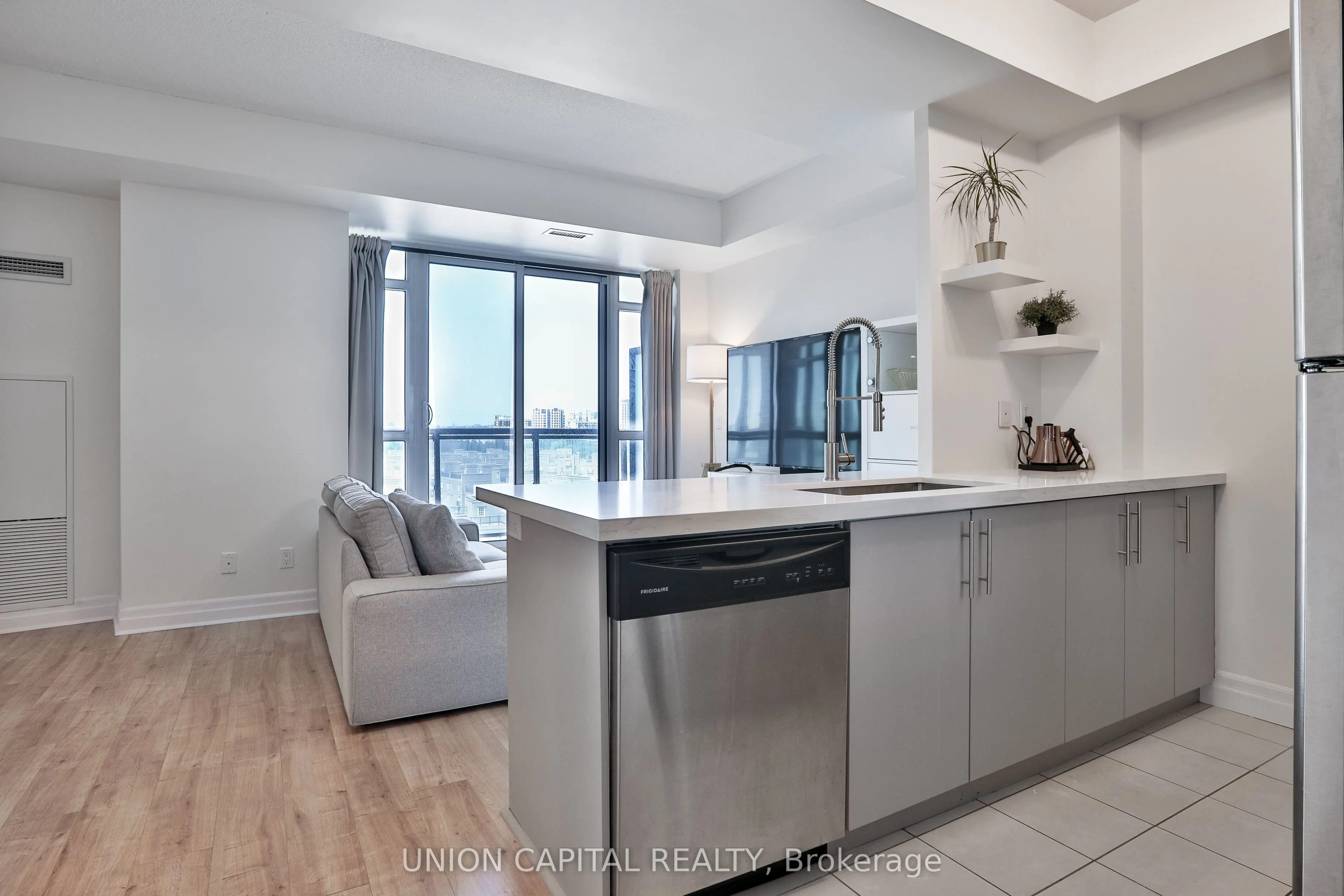 8110 Birchmount Street, #801