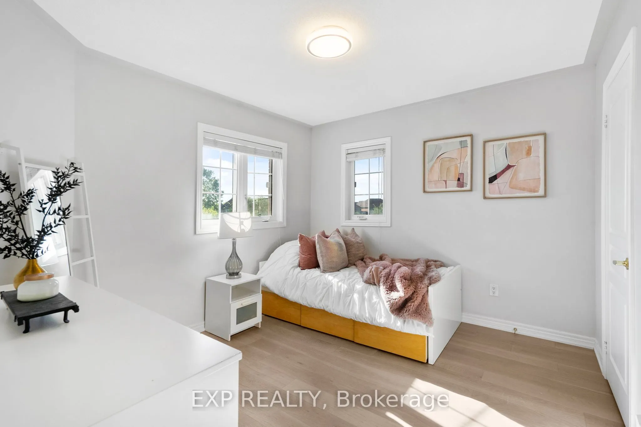 59 Smoothwater Terrace