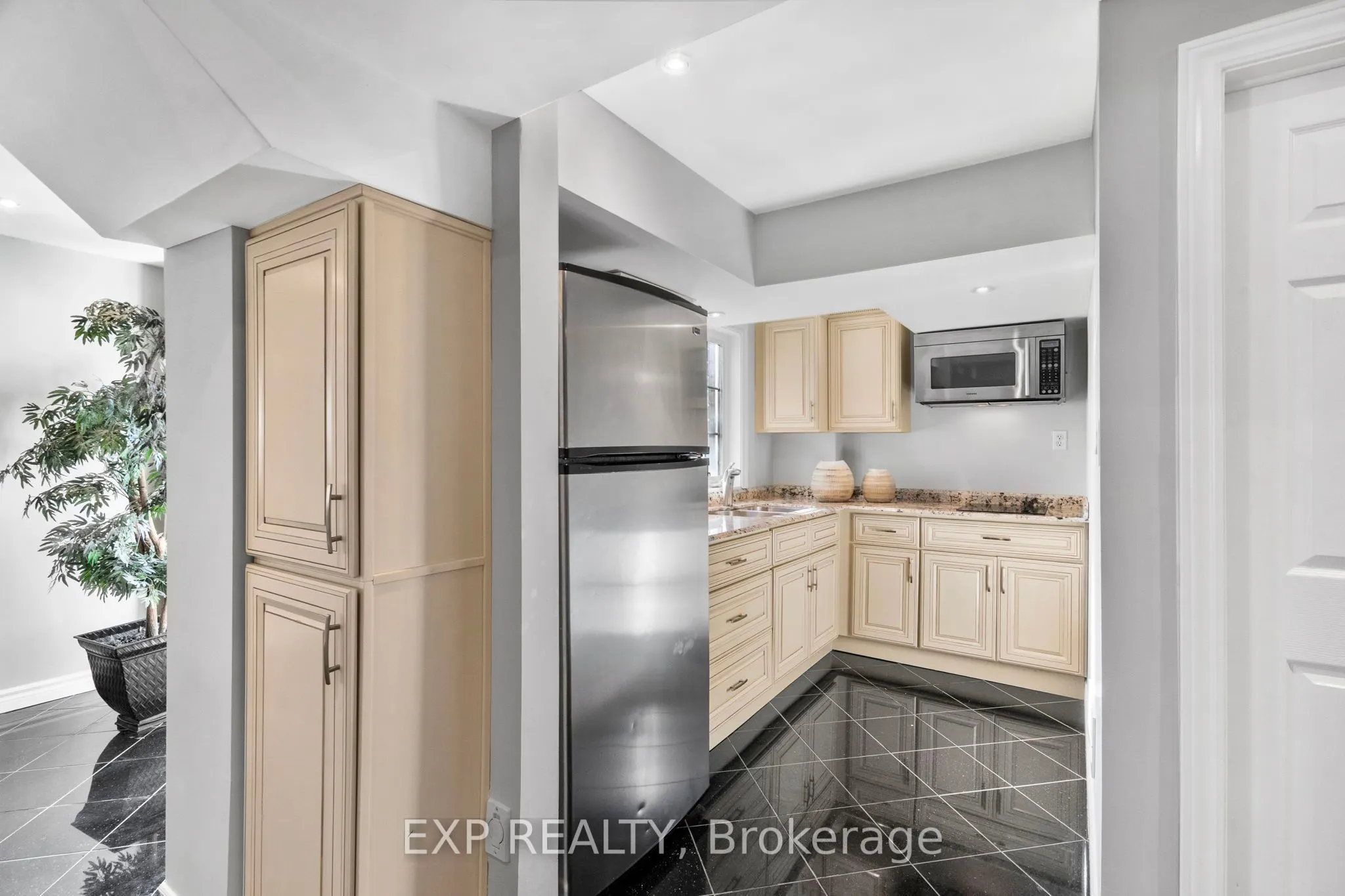 59 Smoothwater Terrace