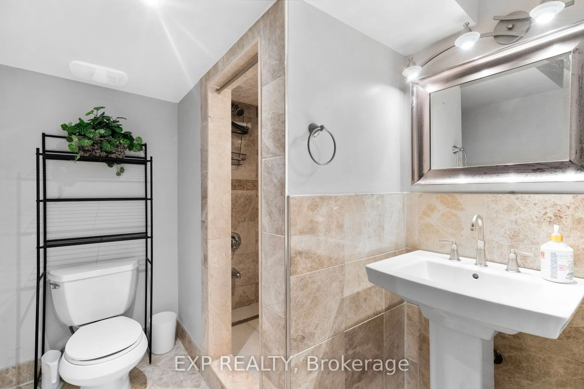 59 Smoothwater Terrace