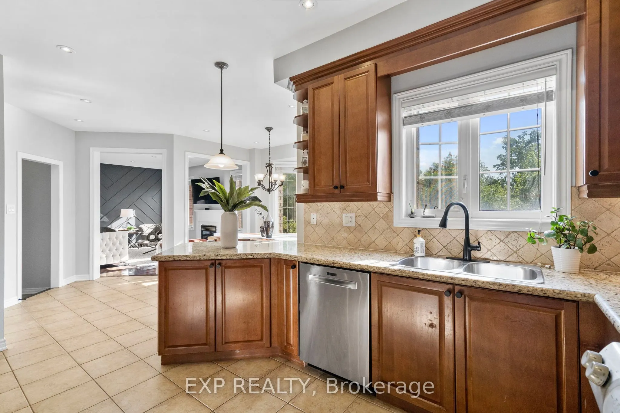 59 Smoothwater Terrace
