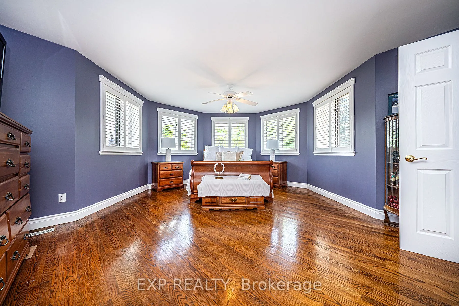16 Audubon Way