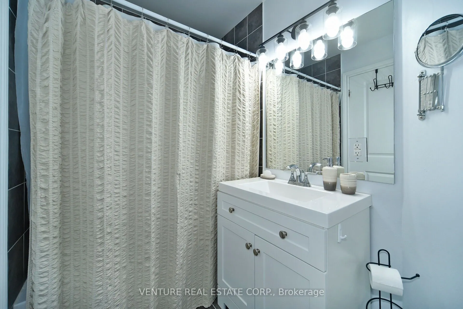 7730 Kipling Avenue, #707