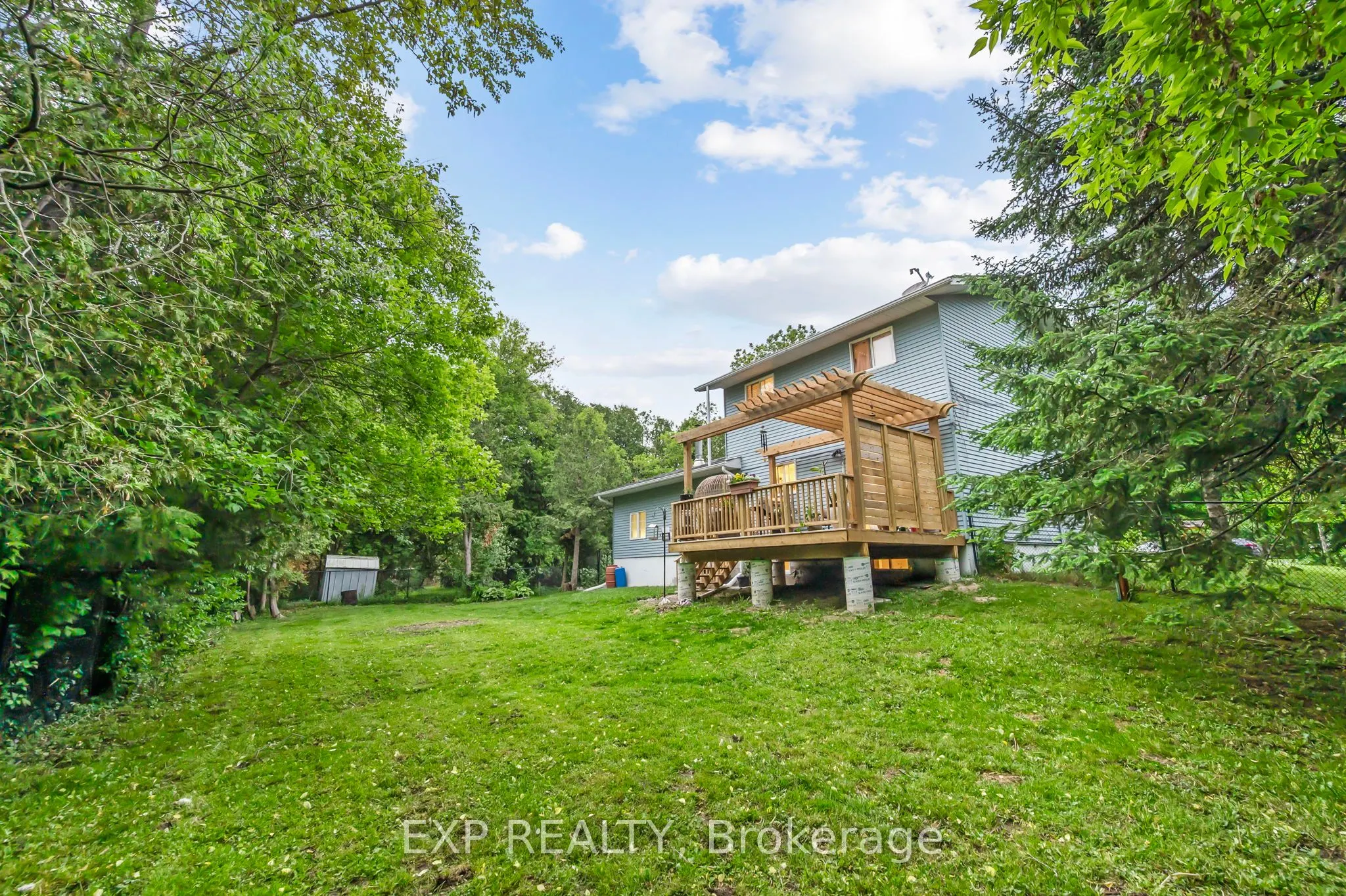 75 Brook Crescent