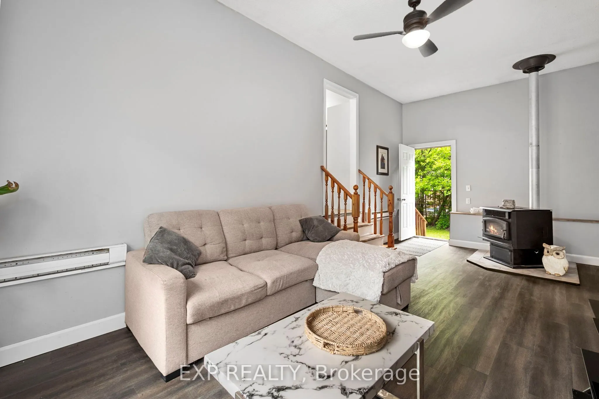 75 Brook Crescent