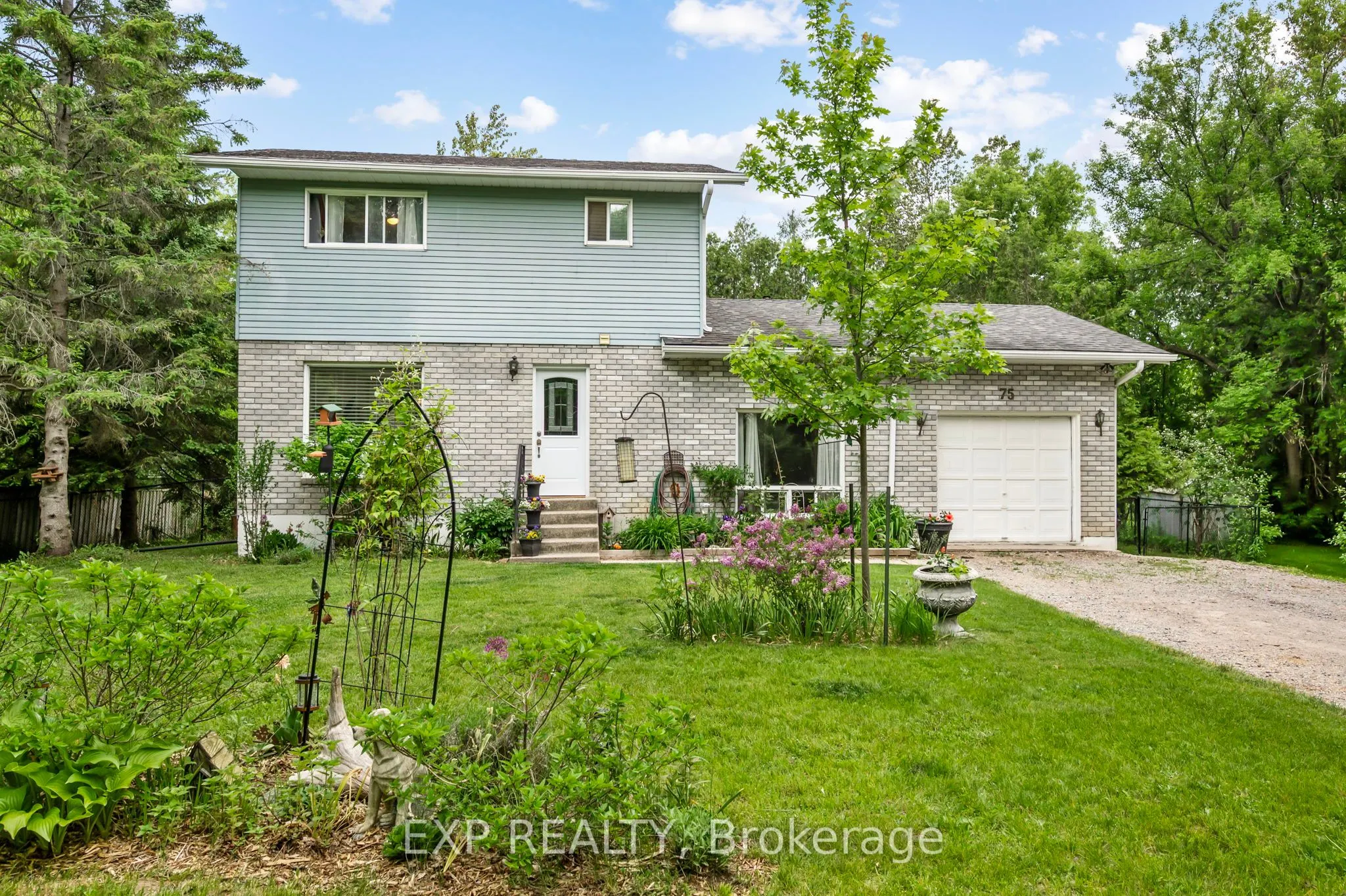 75 Brook Crescent