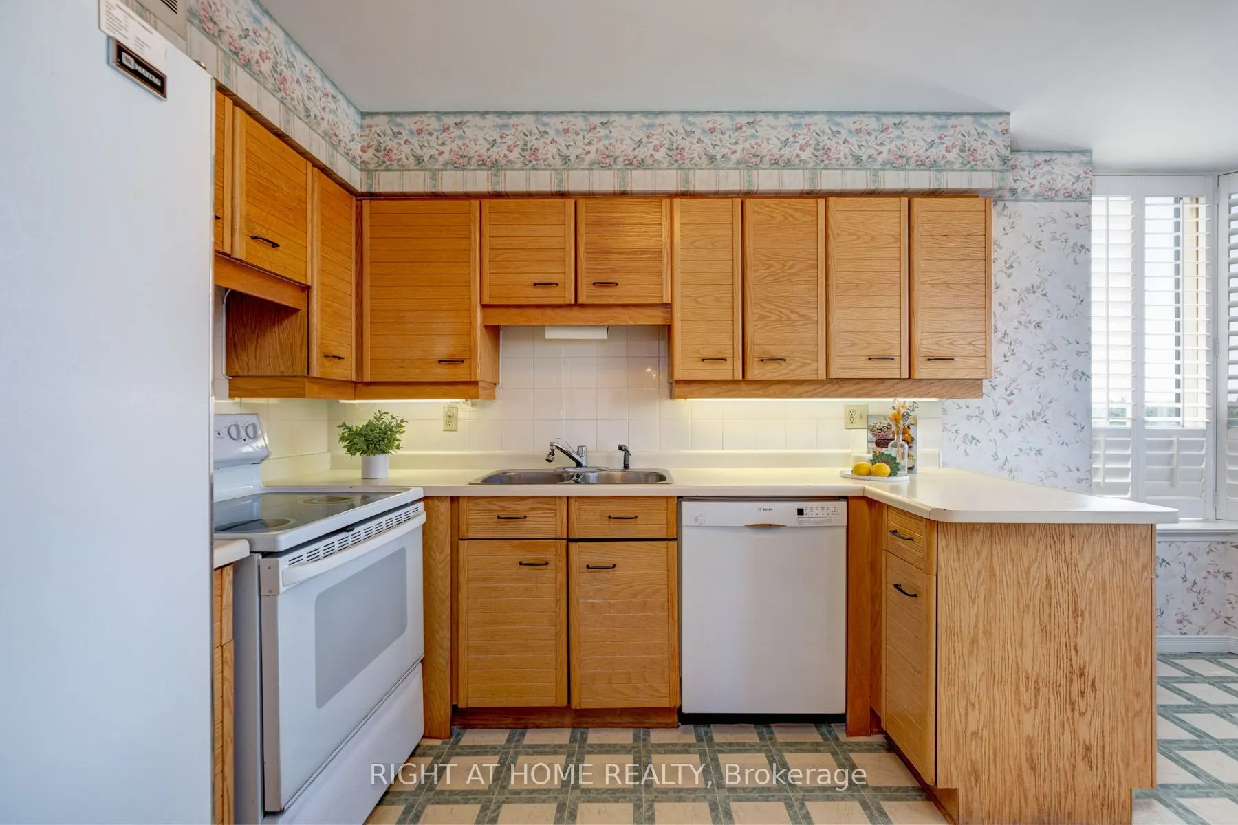 55 Austin Drive, #605