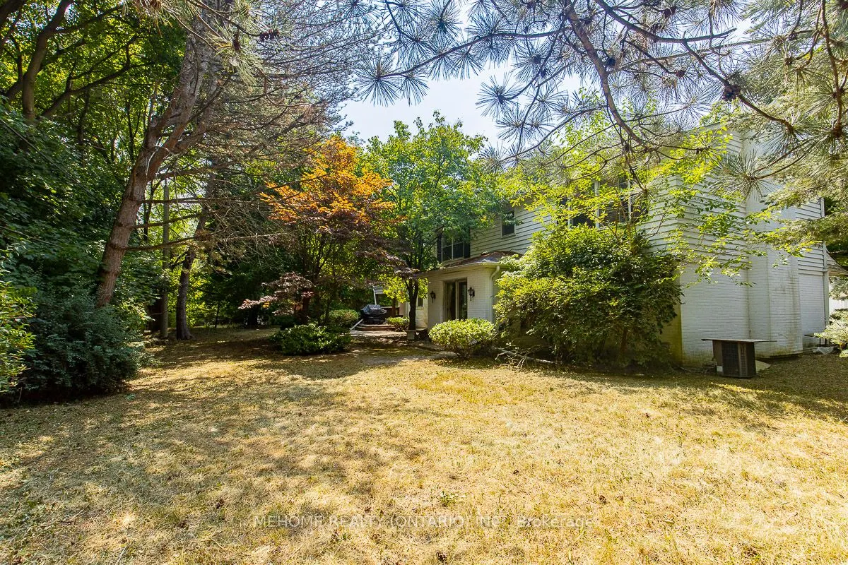 9 Laureleaf Road