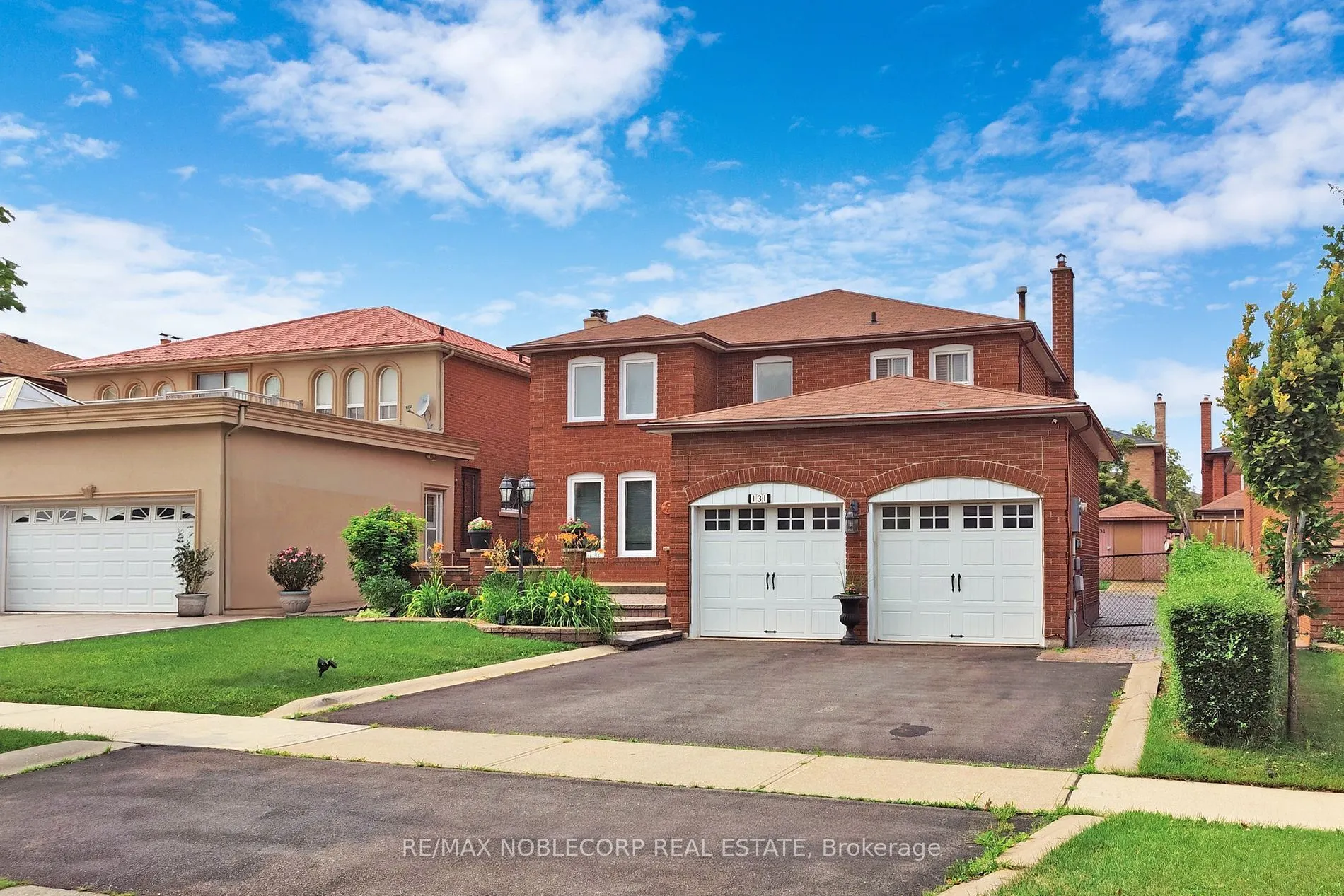 131 Dunstan Crescent, #Lower
