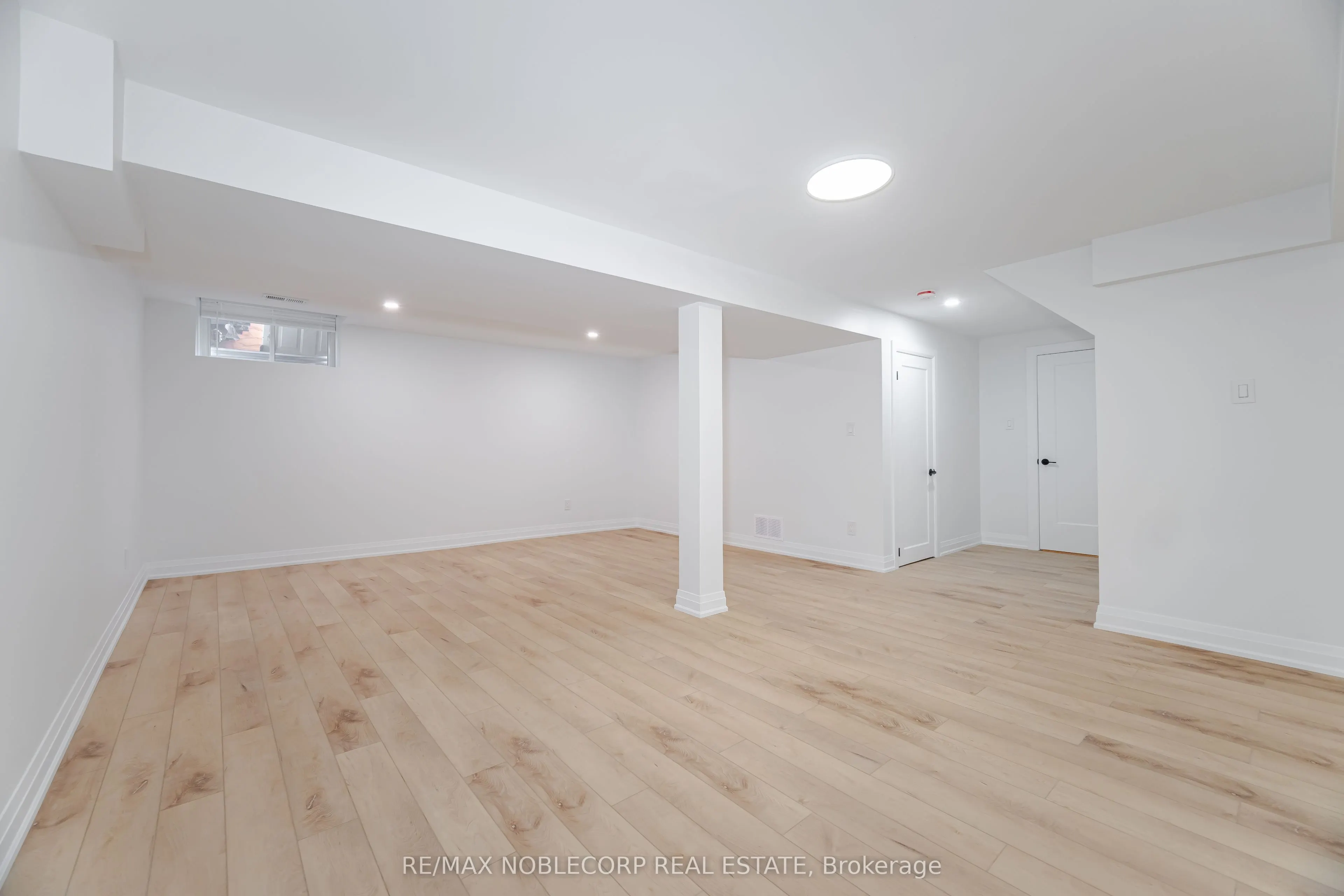 131 Dunstan Crescent, #Lower