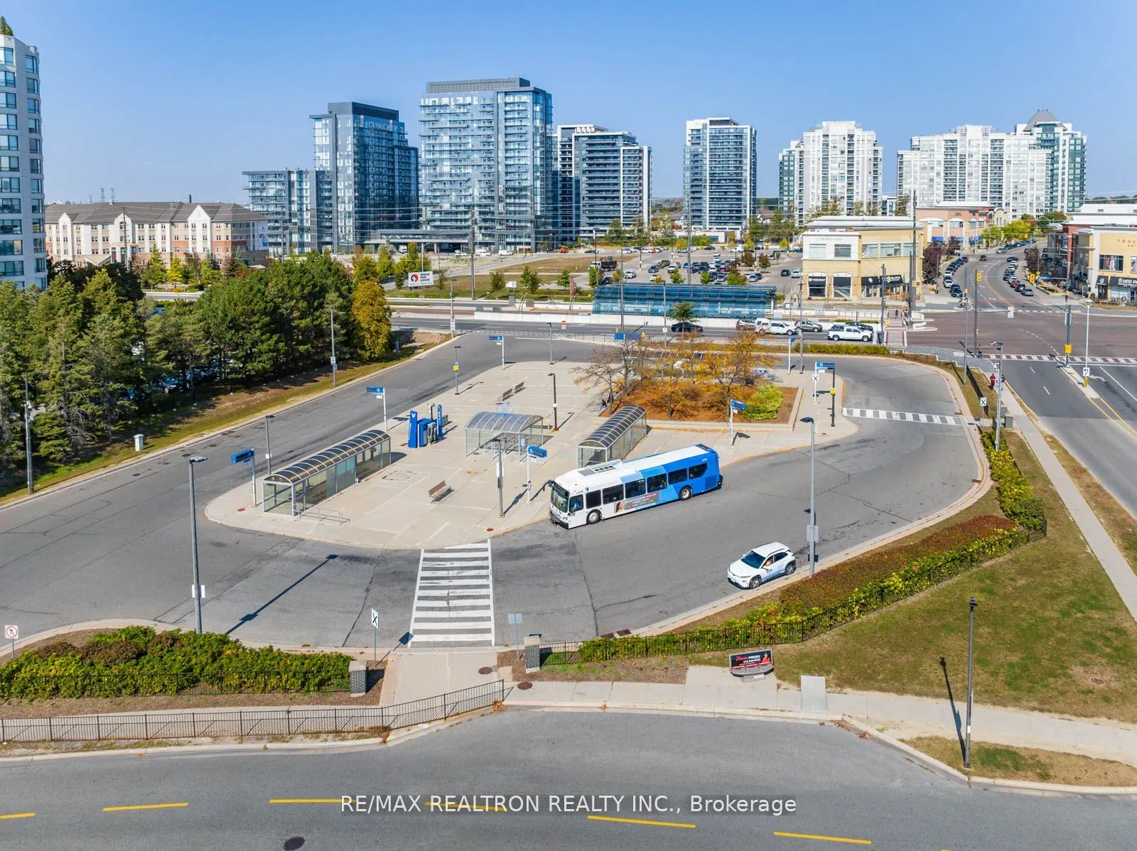 30 UPPER MALL Way, #A-209